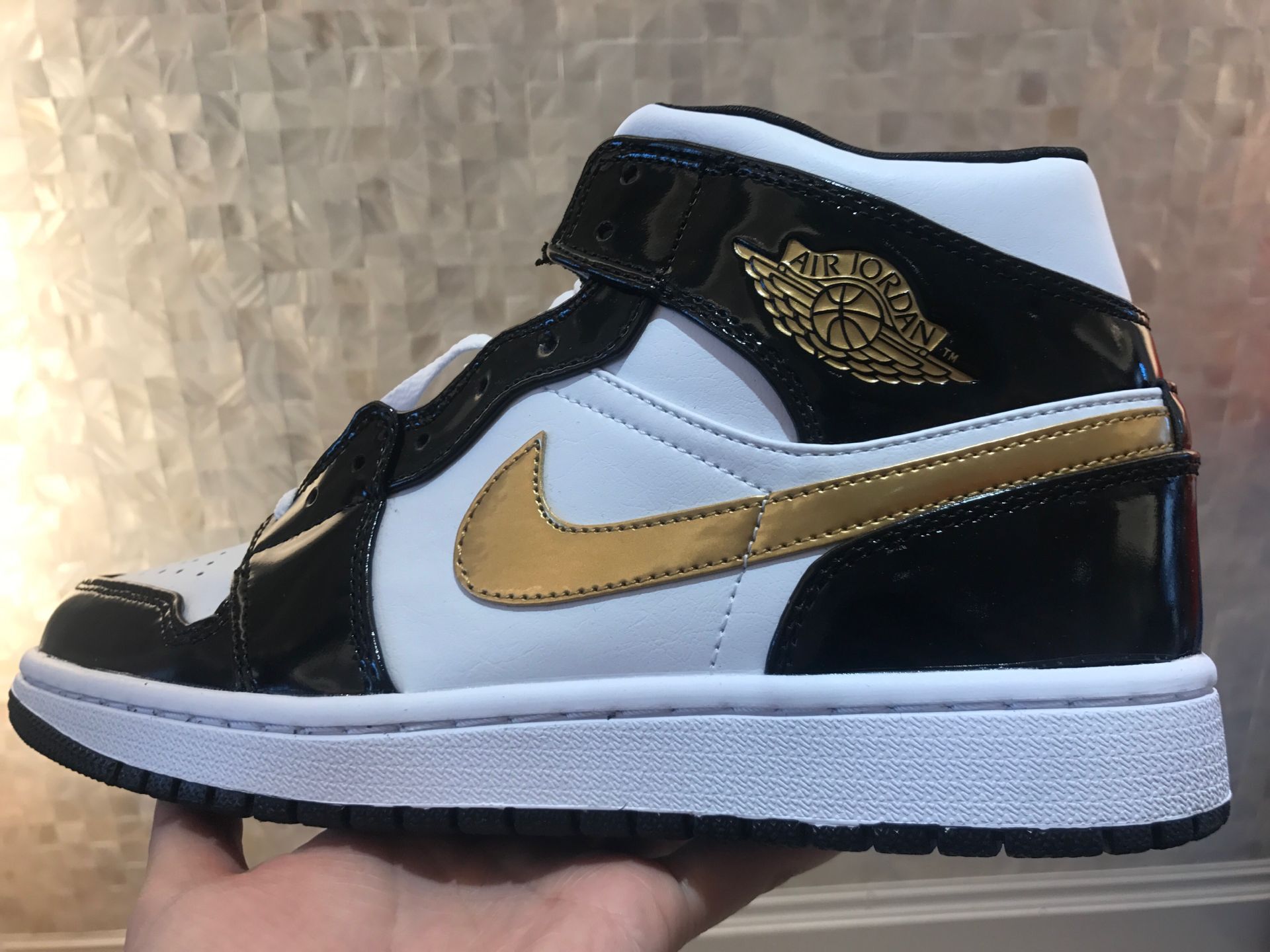 jordan air jordan 1 retro mid - Blanco Dorado Negro