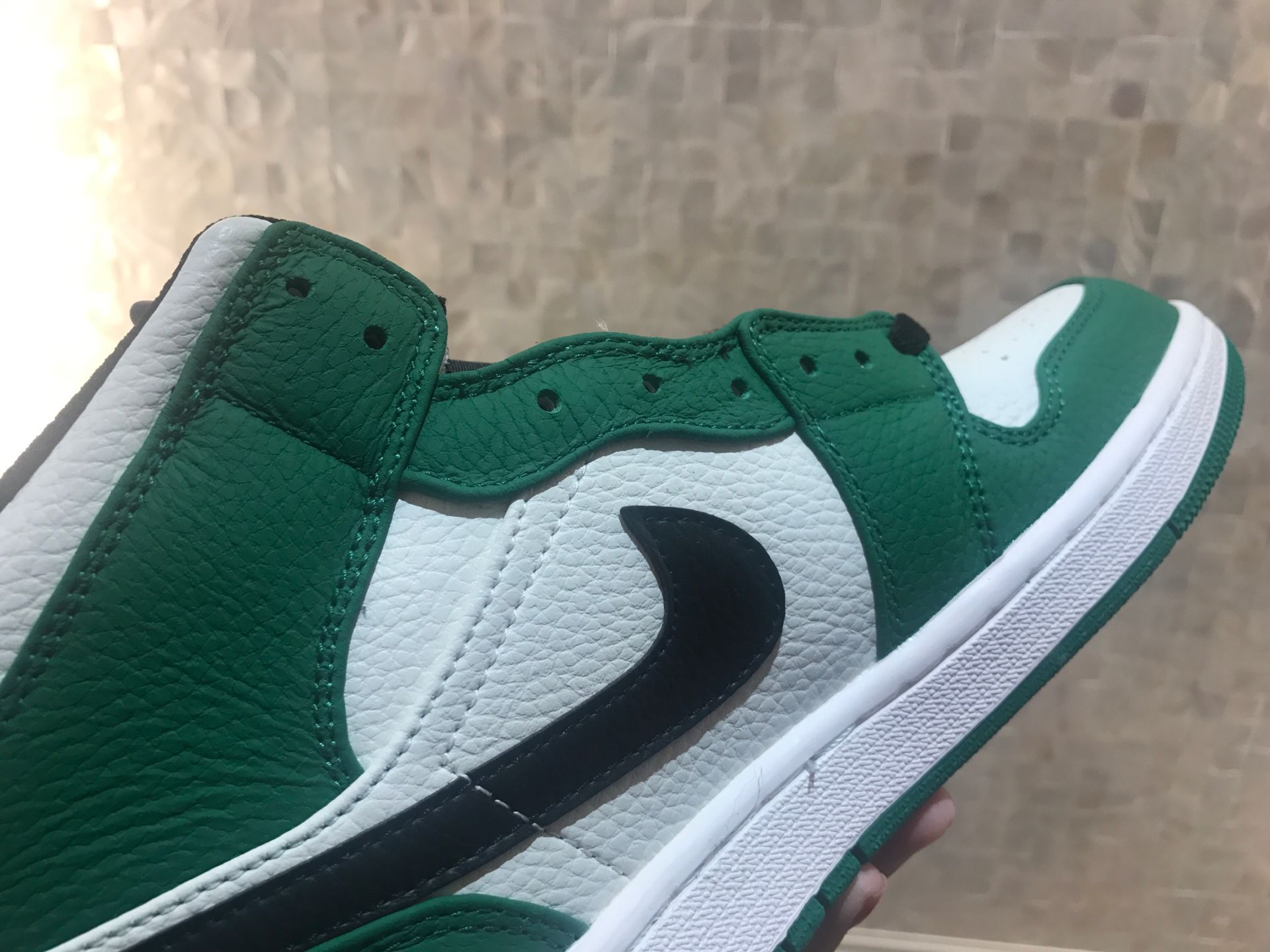 jordan air jordan 1 retro mid - Verde Blanco Negro