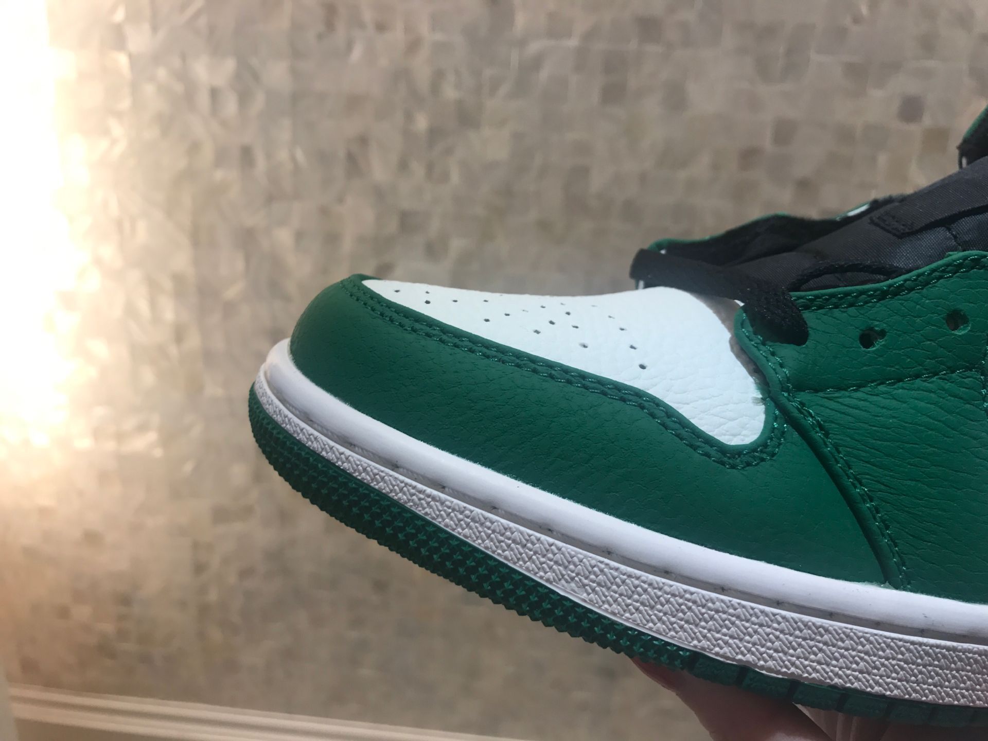 jordan air jordan 1 retro mid - Verde Blanco Negro