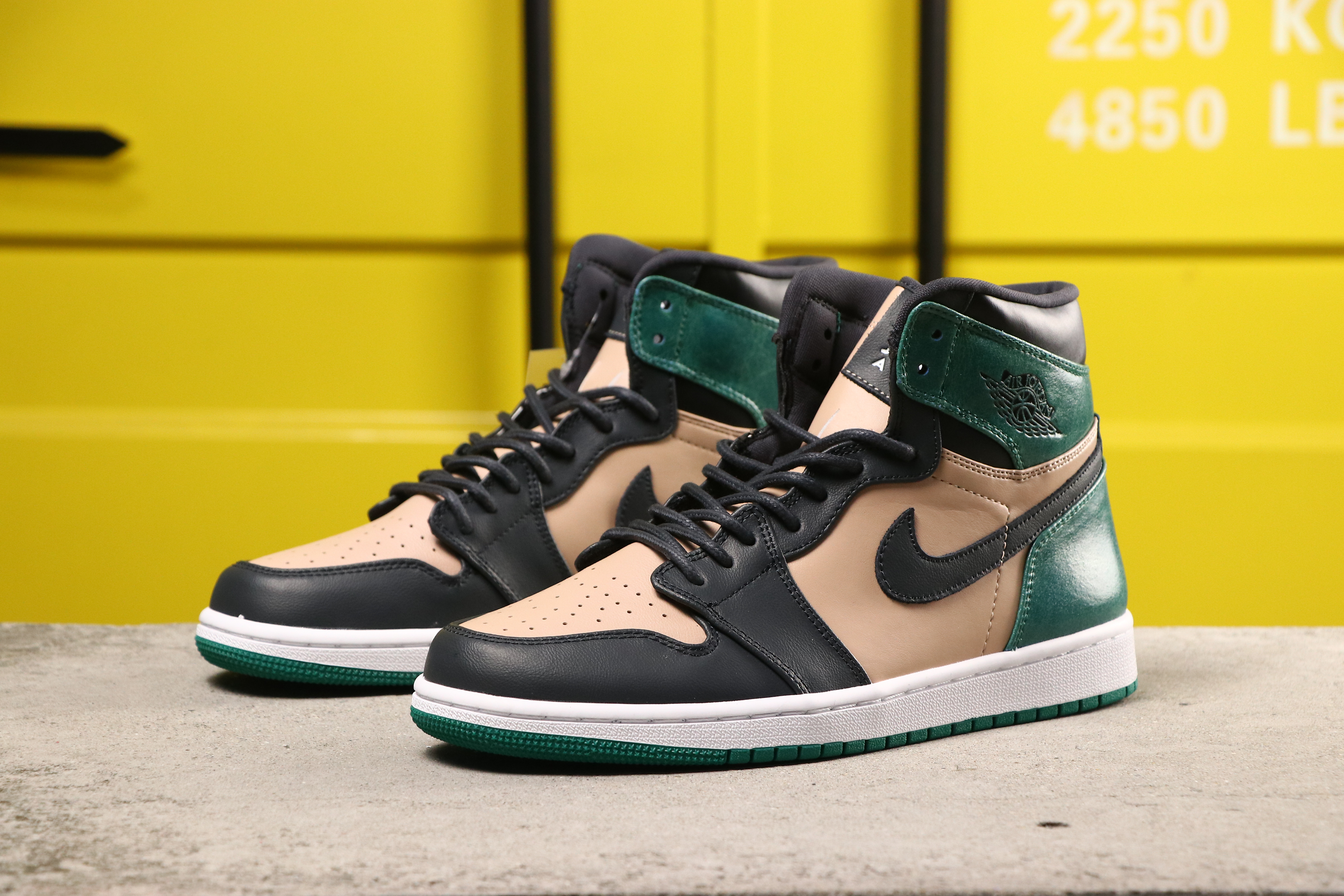 jordan air jordan 1 retro high - Negro Verde Cafe