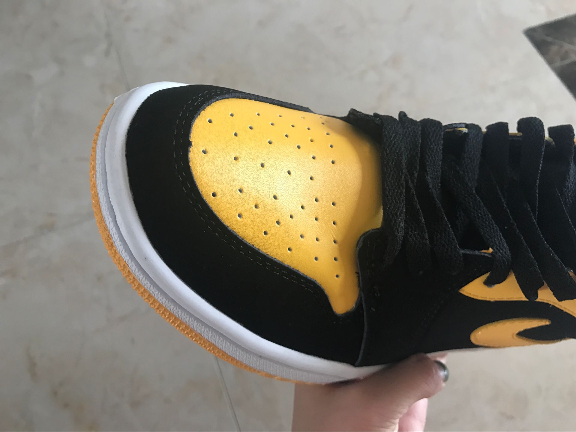 jordan air jordan 1 retro high - Amarillo Negro