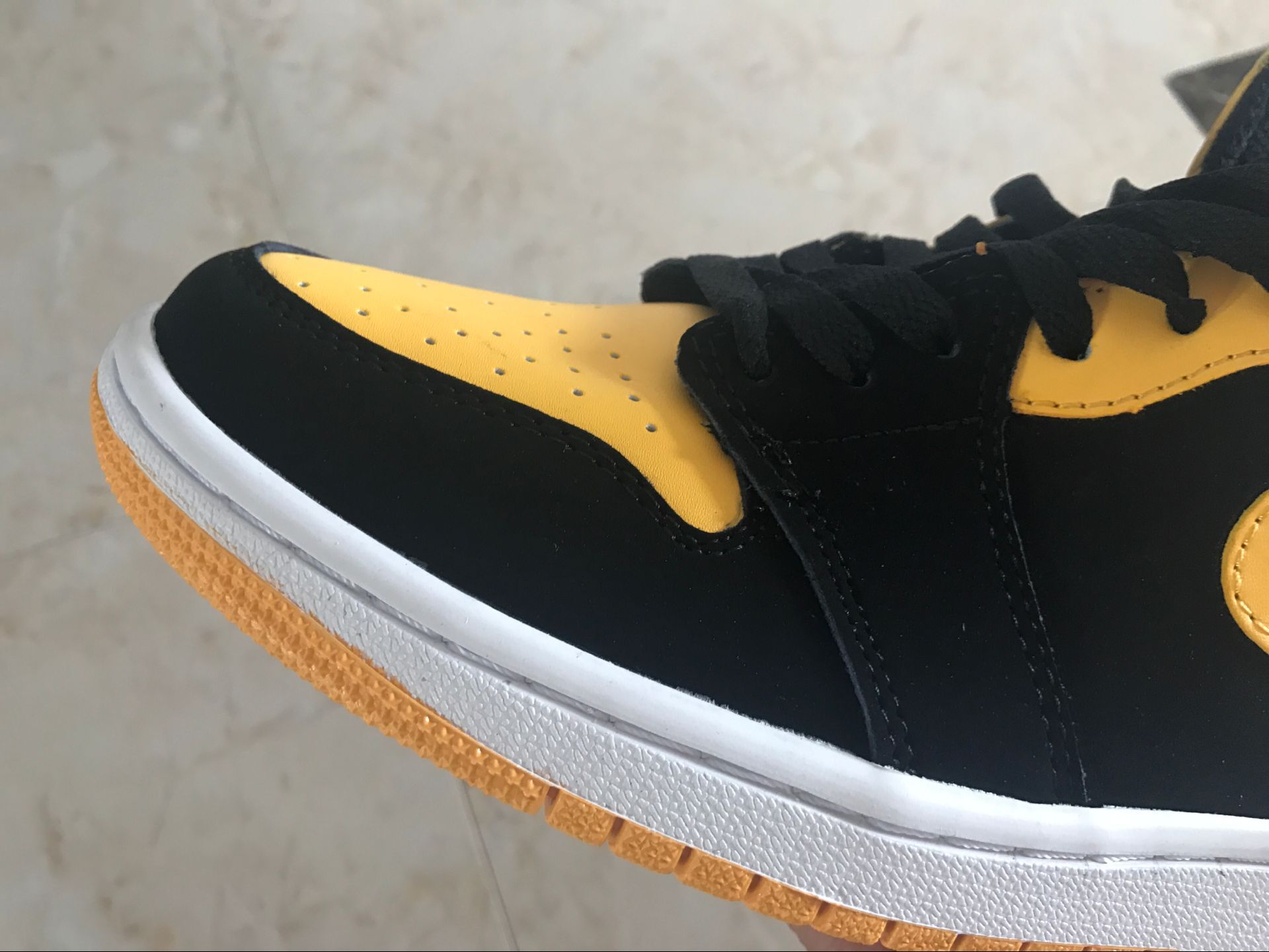jordan air jordan 1 retro high - Amarillo Negro