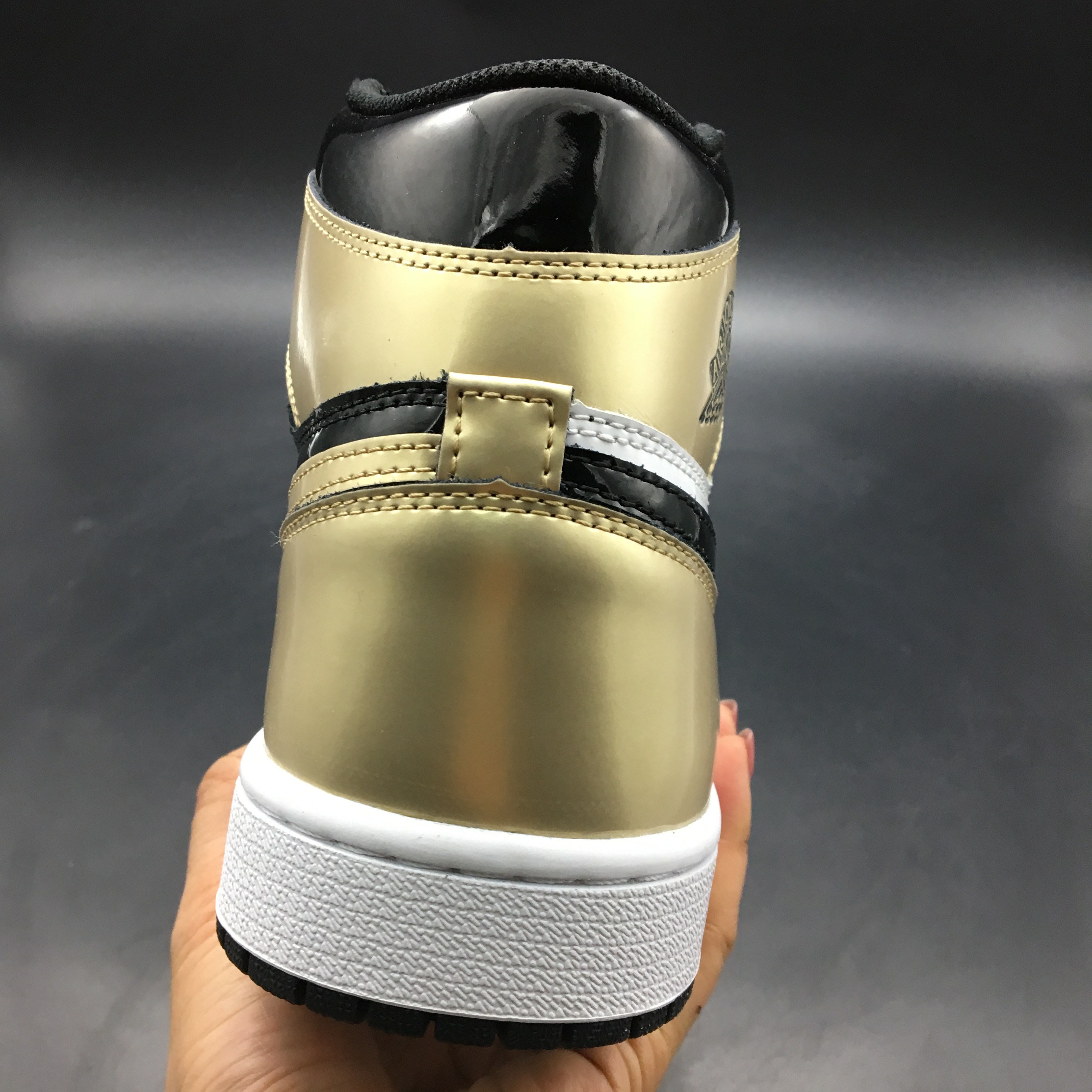 jordan air jordan 1 retro high - Dorado Blanco Negro