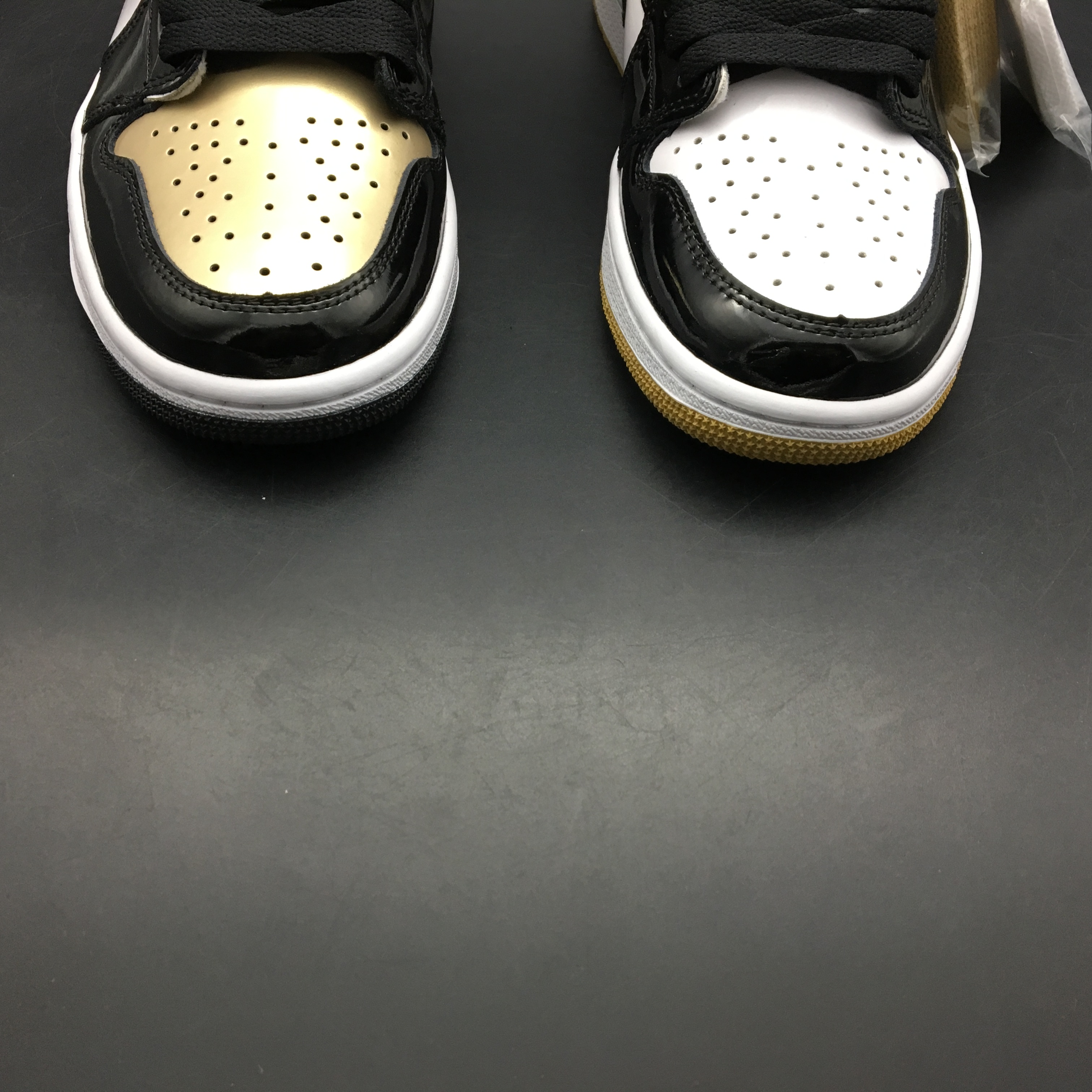 jordan air jordan 1 retro high - Dorado Blanco Negro