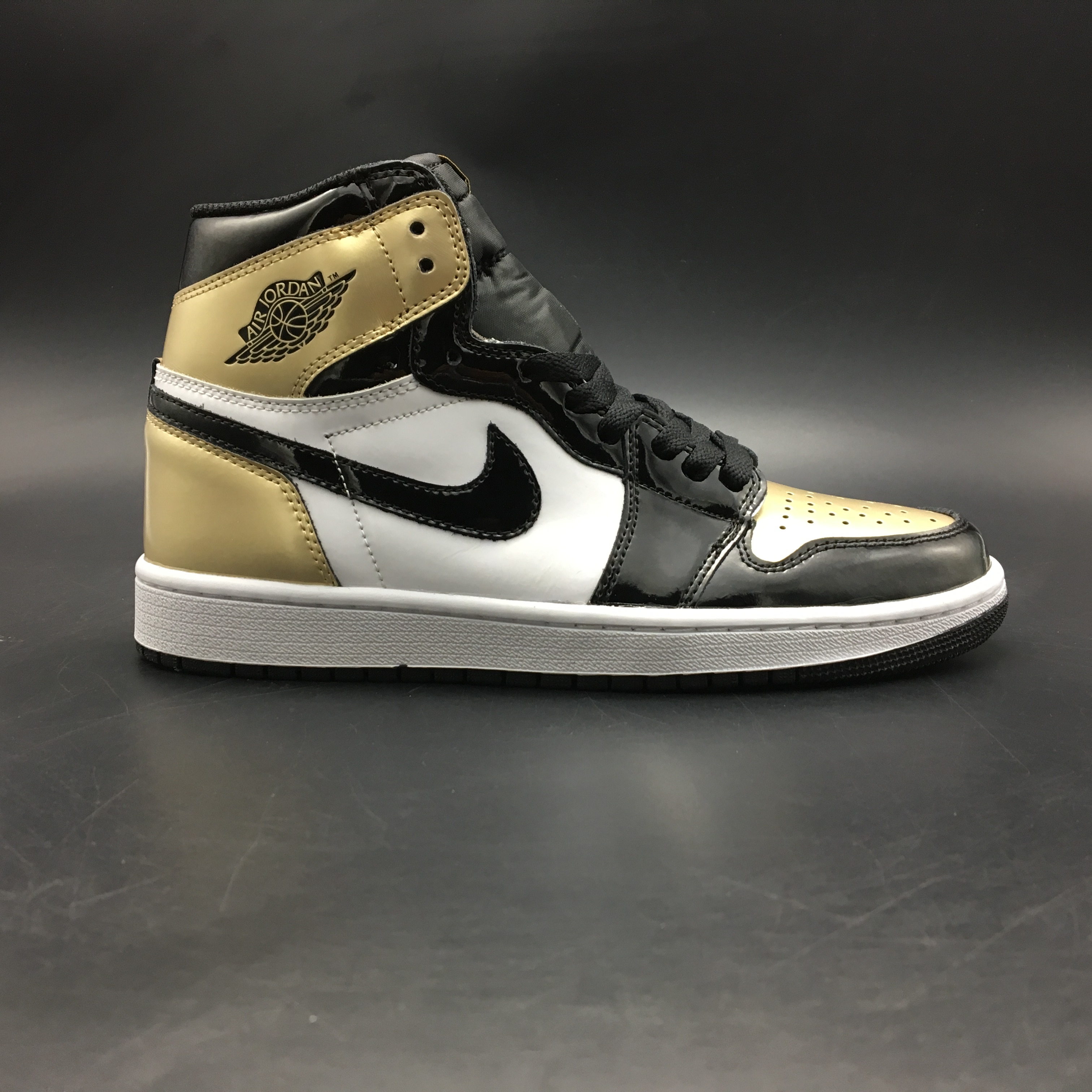 air jordan 1 retro high - jordan
