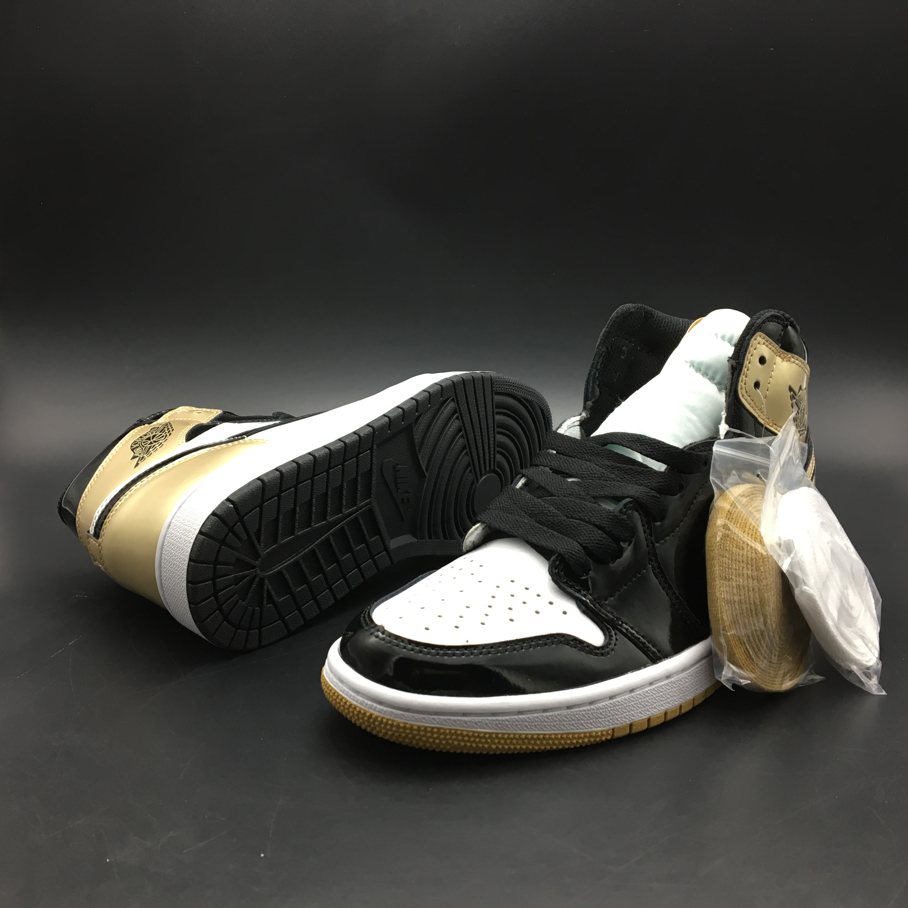 jordan air jordan 1 retro high - Dorado Blanco Negro