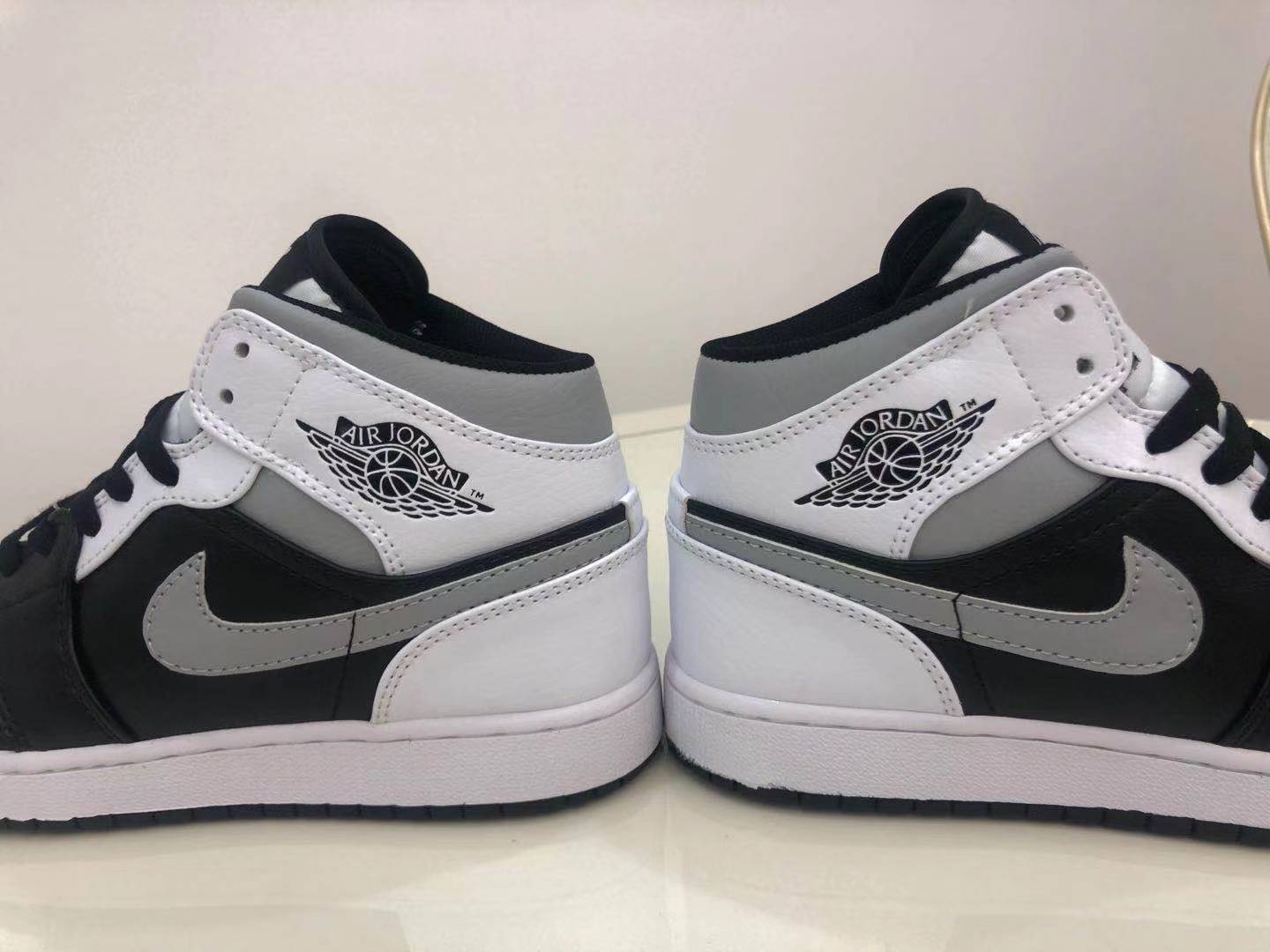 jordan air jordan 1 retro mid - Blanco Negro Gris
