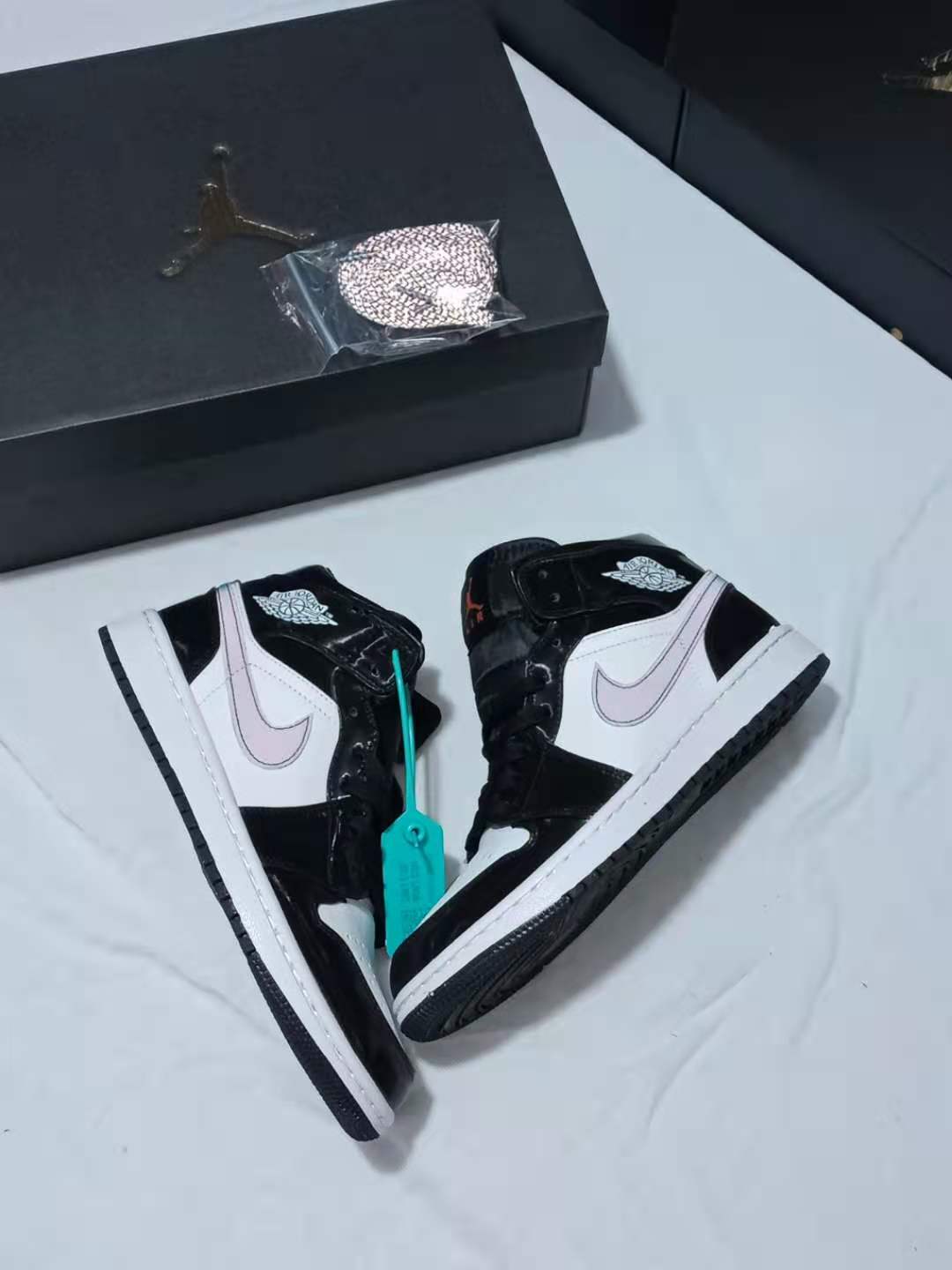 jordan air jordan 1 retro mid - Blanco Negro Azul