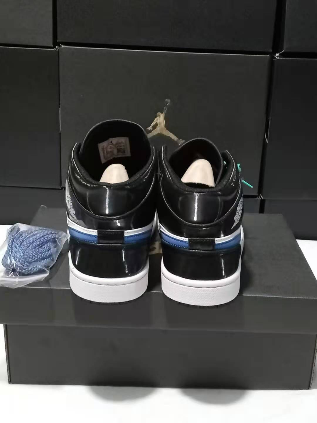 jordan air jordan 1 retro mid - Blanco Negro Azul