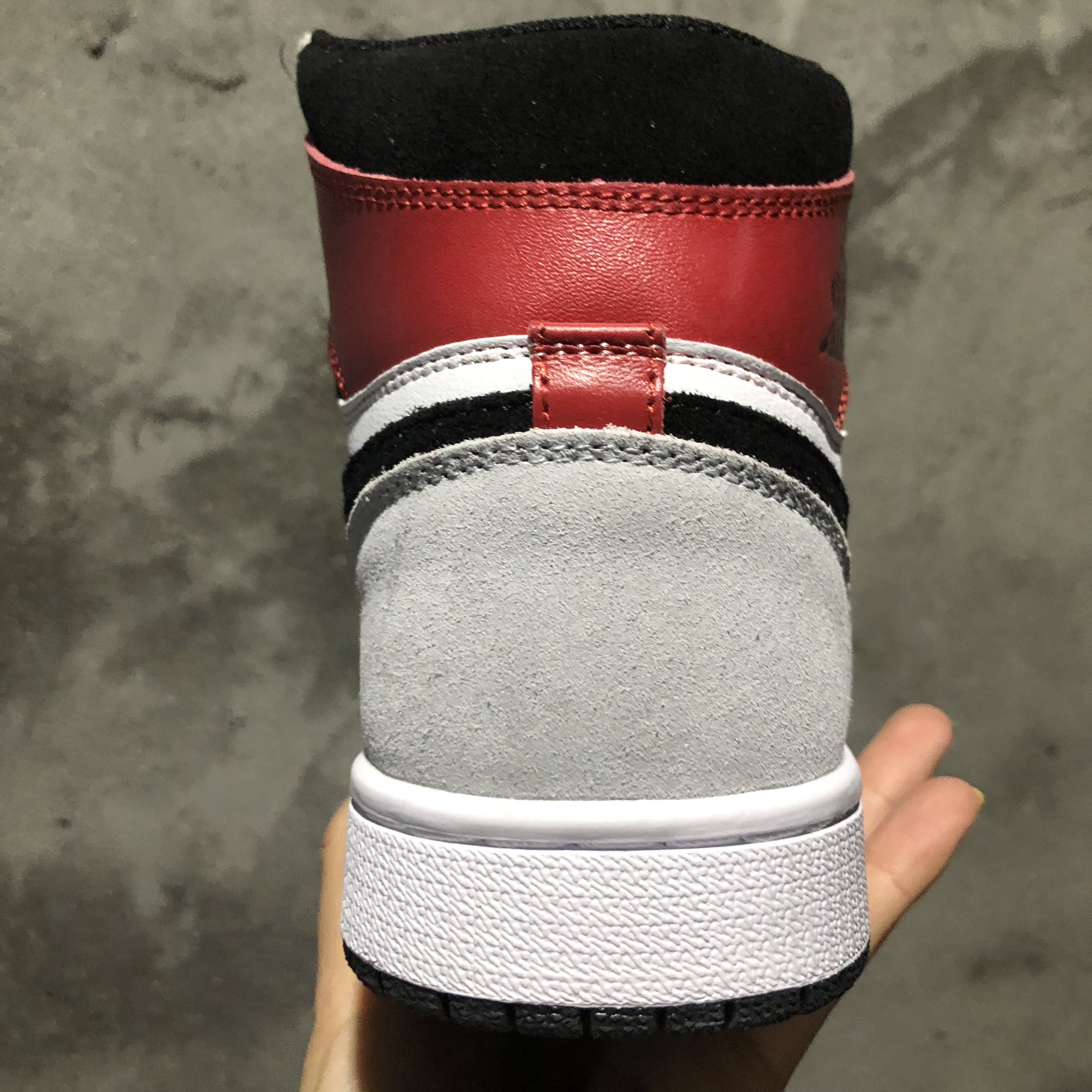 jordan air jordan 1 retro high - Gris Blanco Negro Rojo