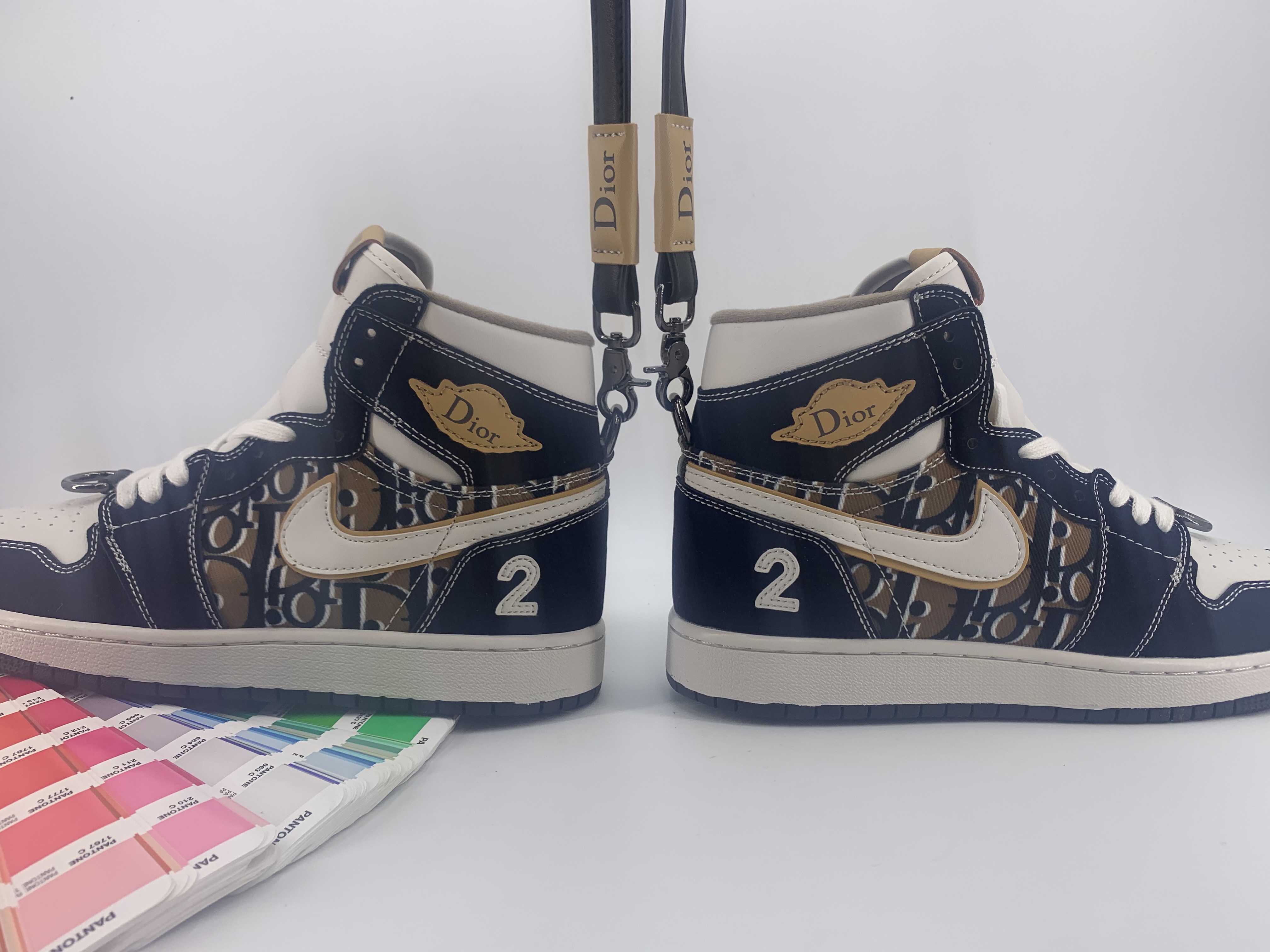 jordan air jordan 1 retro high - Blanco Negro Dorado