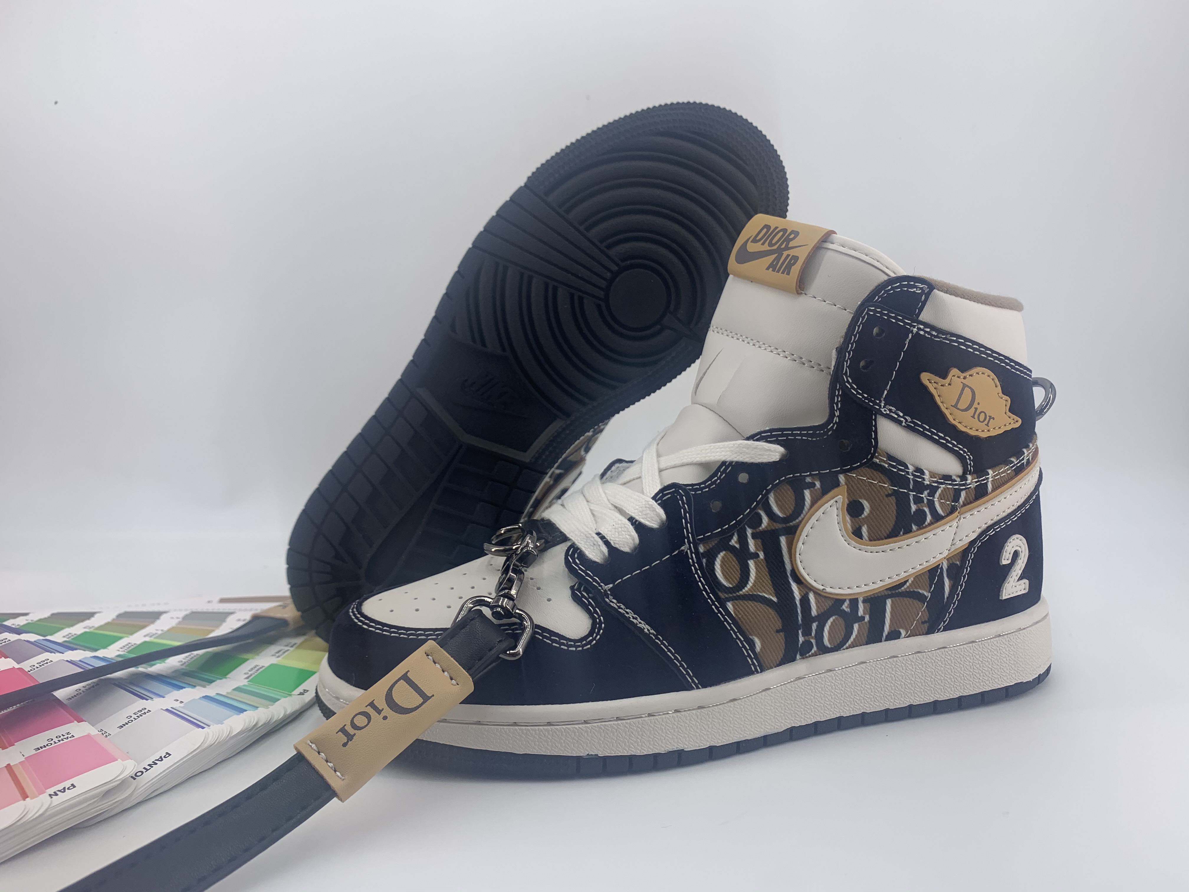 jordan air jordan 1 retro high - Blanco Negro Dorado