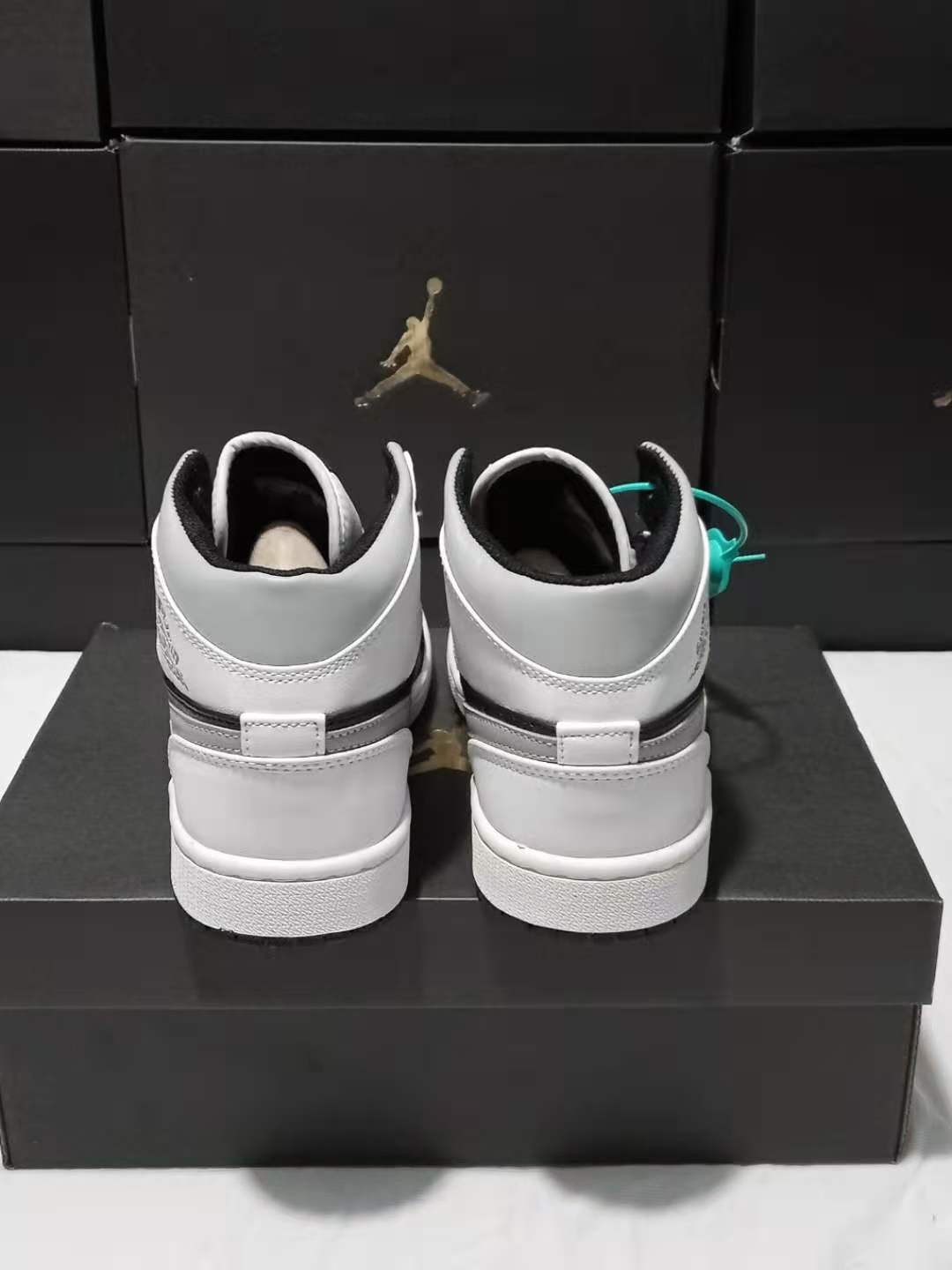 jordan air jordan 1 retro mid - Blanco Gris Negro
