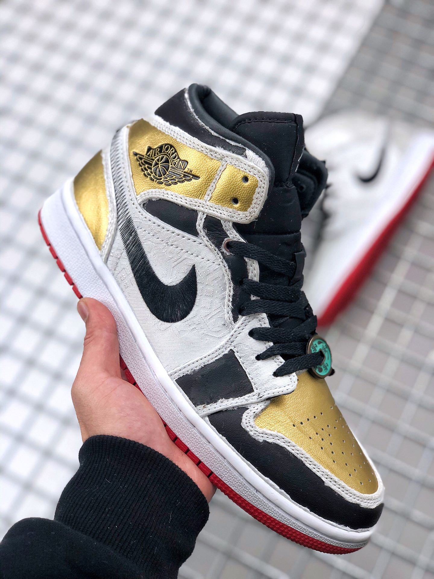jordan air jordan 1 retro mid - Dorado Negro Blanco