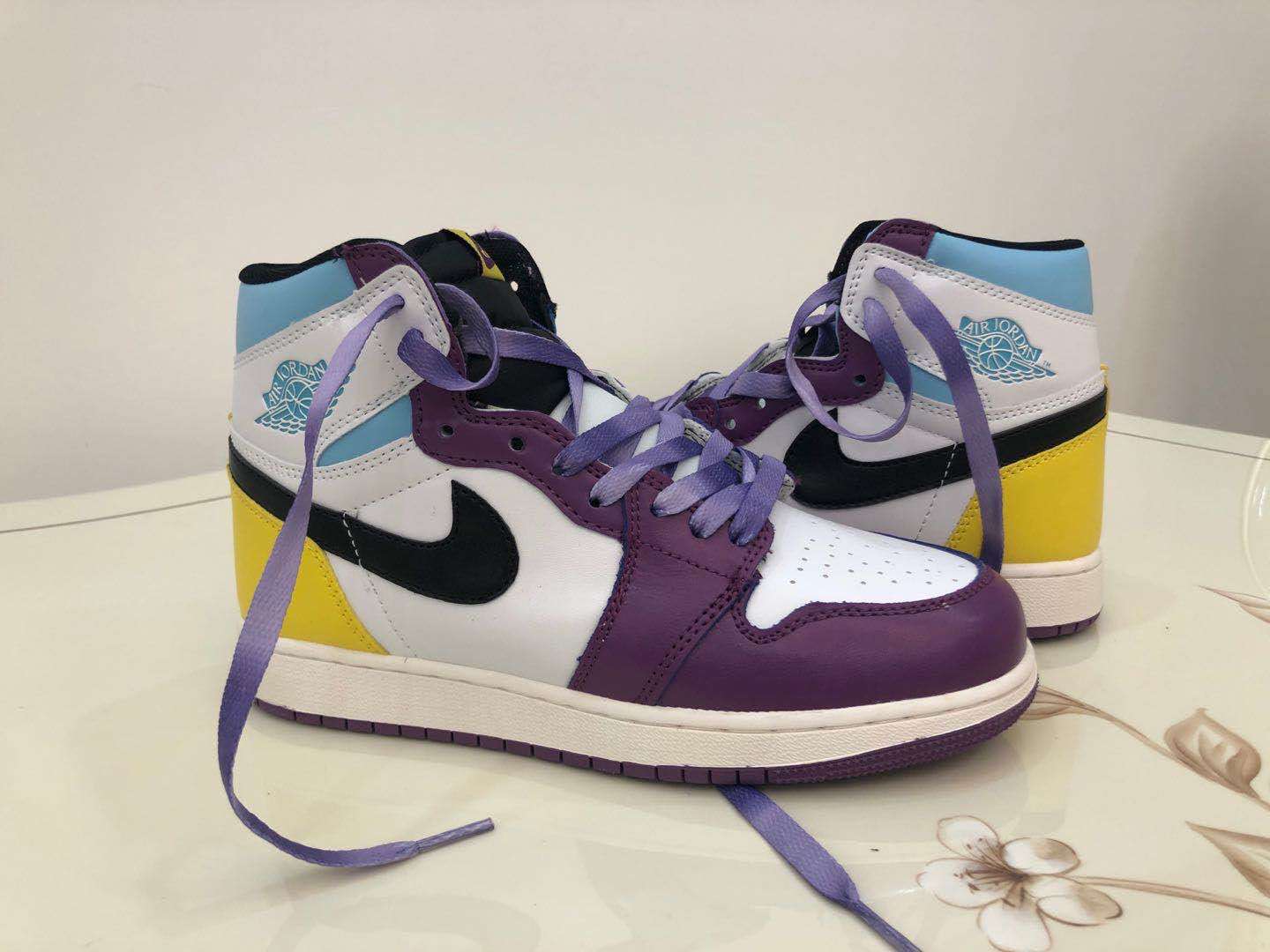 jordan air jordan 1 retro high - Blanco Negro Amarillo Celeste Morado