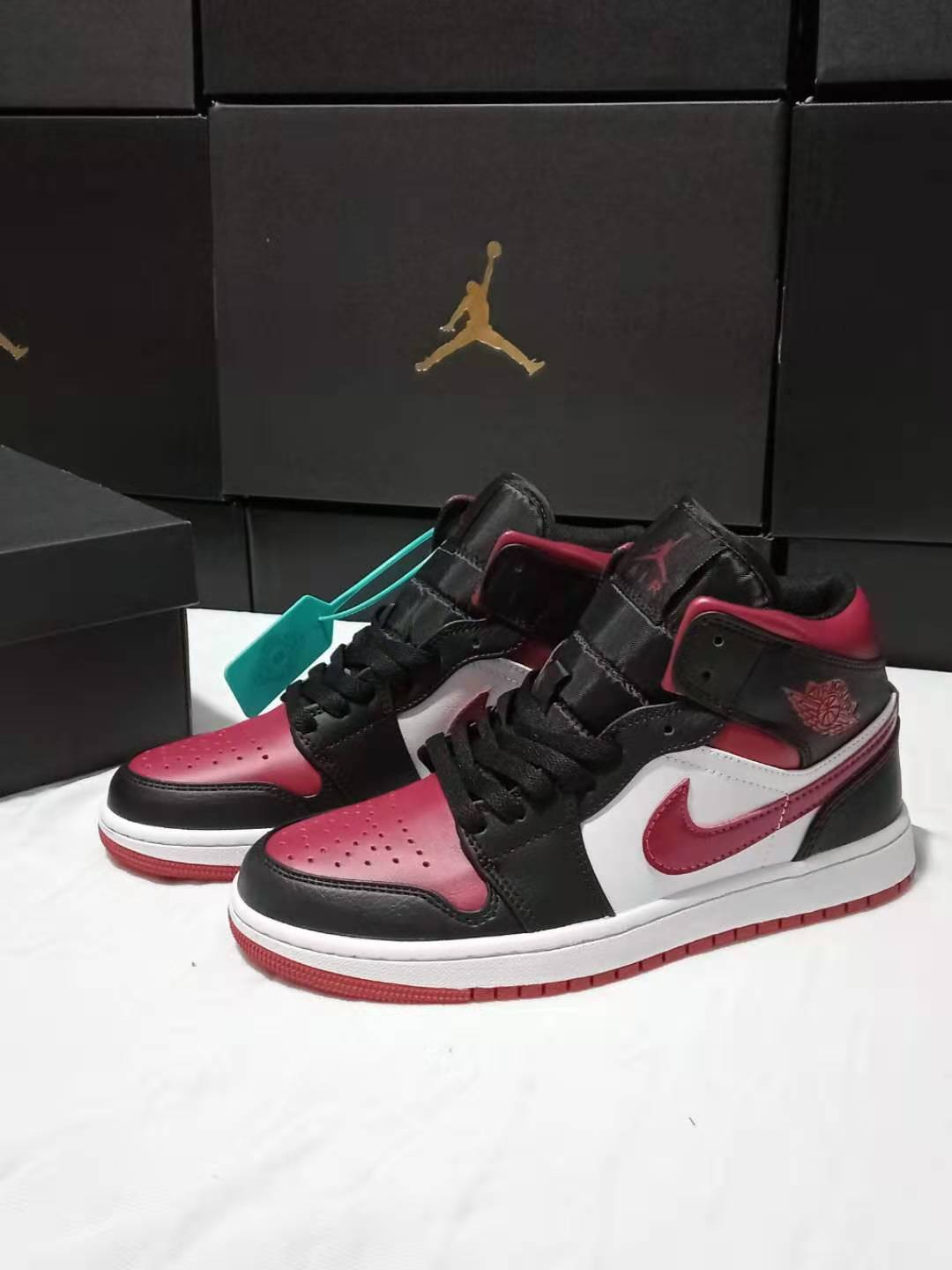 jordan air jordan 1 retro high - Blanco Negro Rojo
