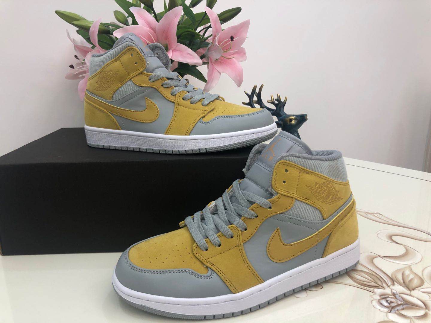 jordan air jordan 1 retro mid - Gris Amarillo
