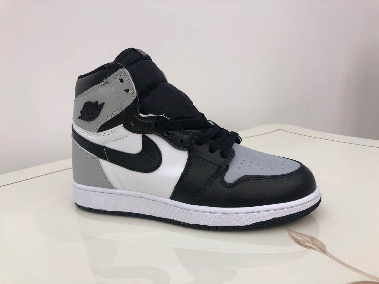 air jordan 1 retro high - jordan