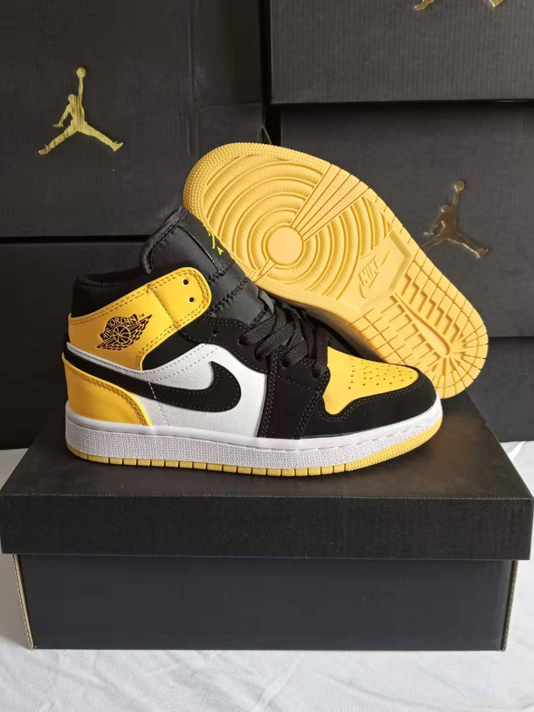jordan air jordan 1 retro mid - Blanco Negro Amarillo