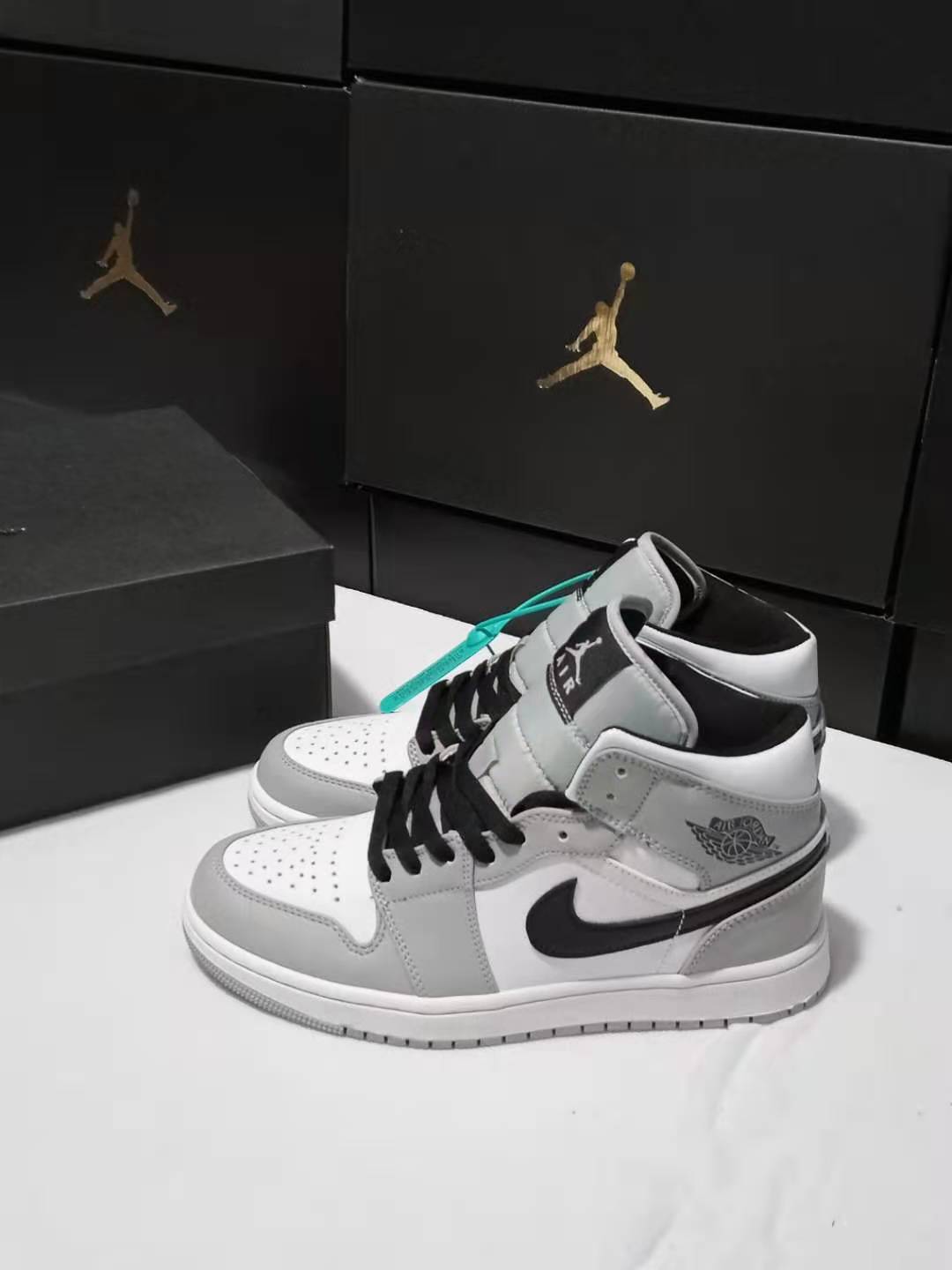 jordan air jordan 1 retro mid - Blanco Negro Gris