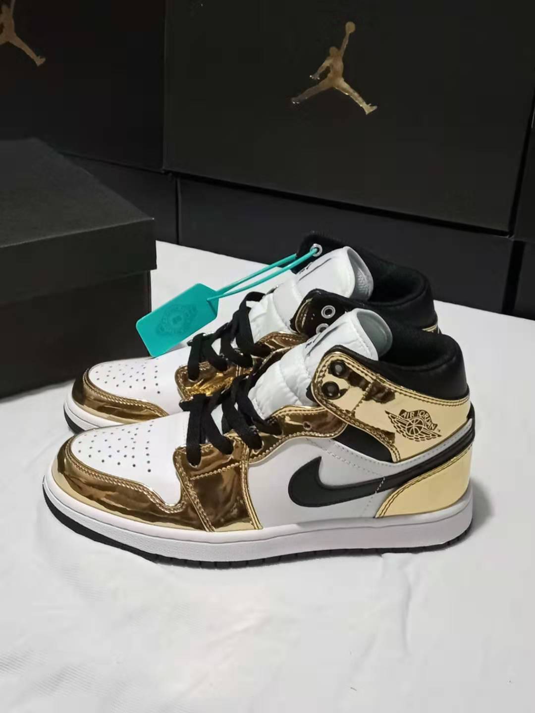 jordan air jordan 1 retro high - Blanco Negro Dorado
