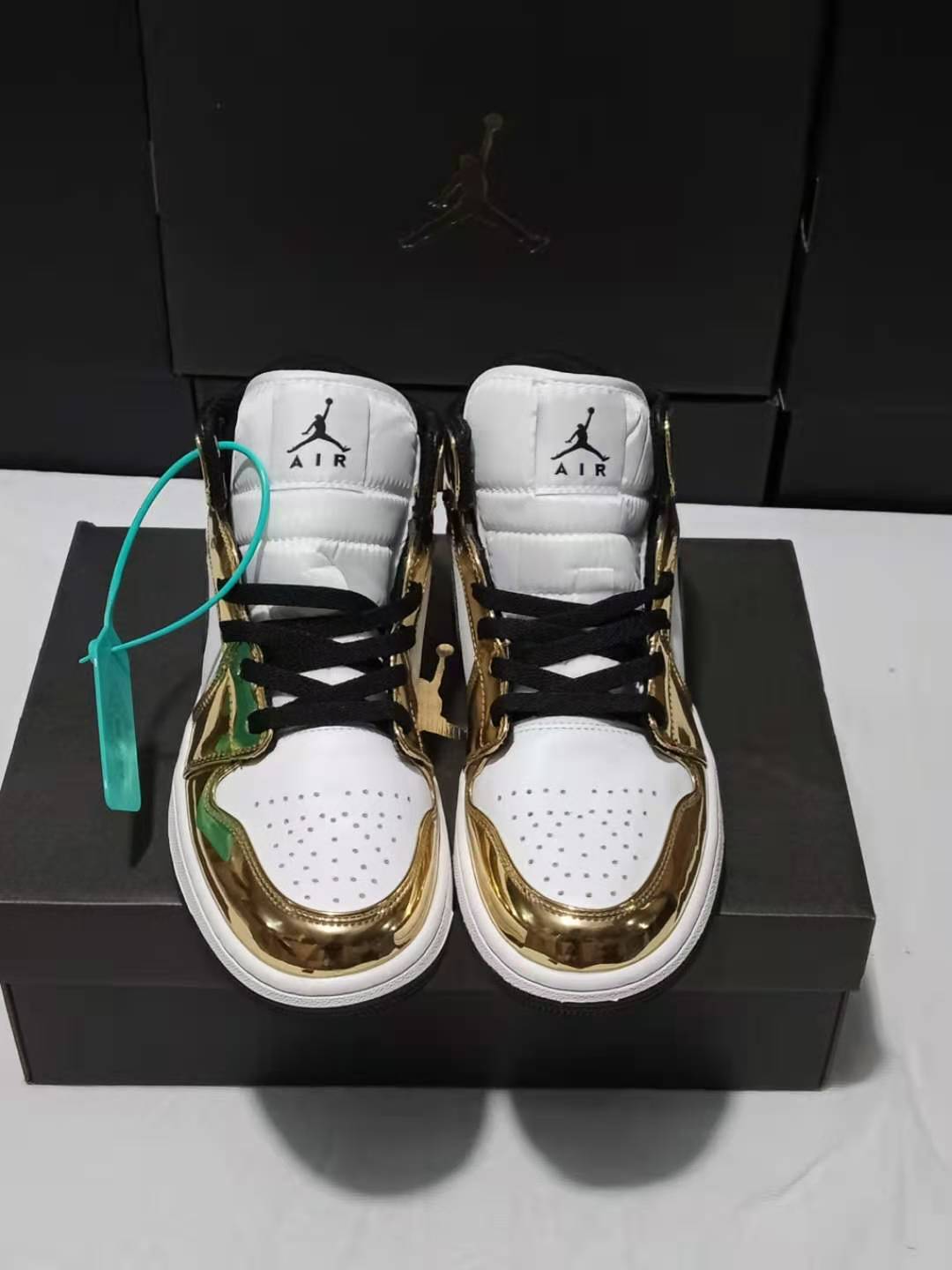 jordan air jordan 1 retro high - Blanco Negro Dorado