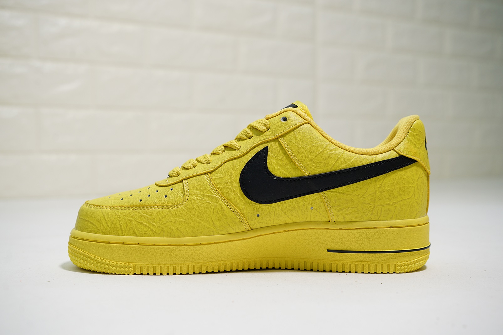 nike air force 1 - Amarillo Negro