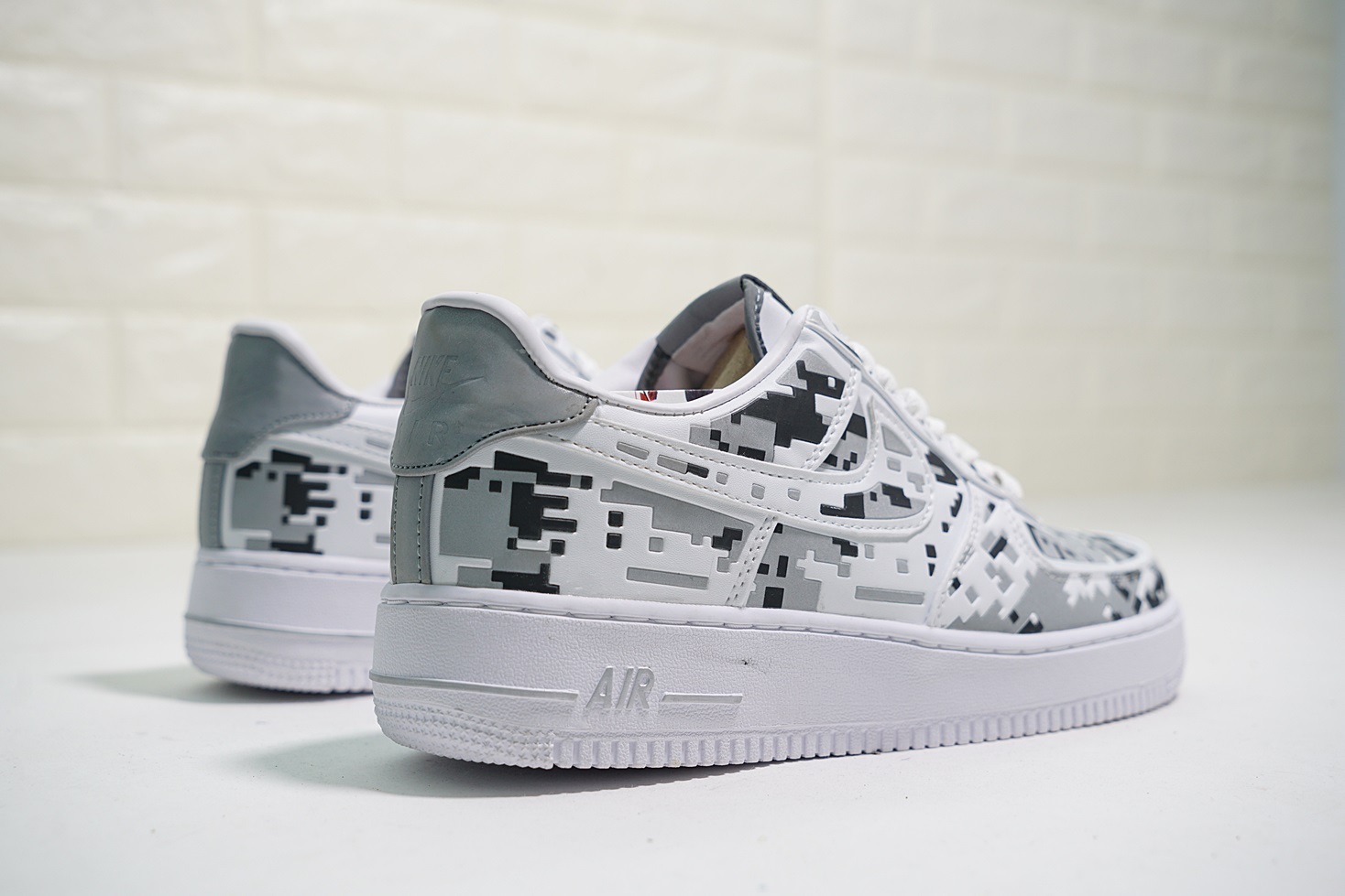 nike air force 1 - Blanco Negro Gris Fluor