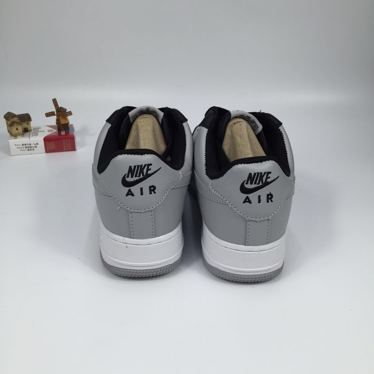 nike air force 1 - Gris Negro