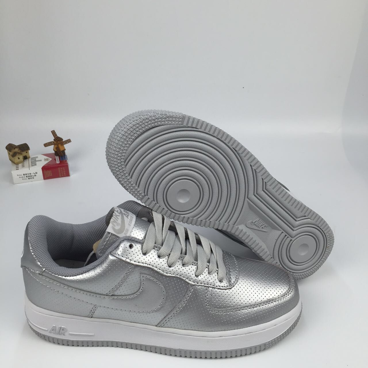 nike air force 1 - Plateado