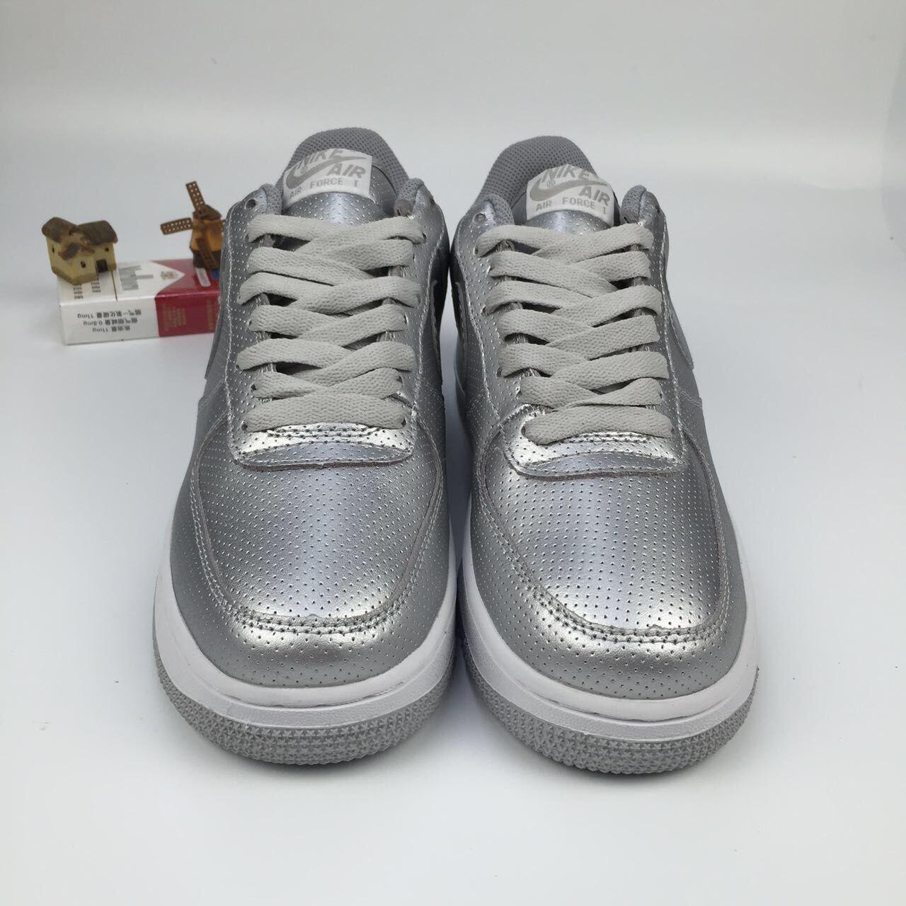 nike air force 1 - Plateado