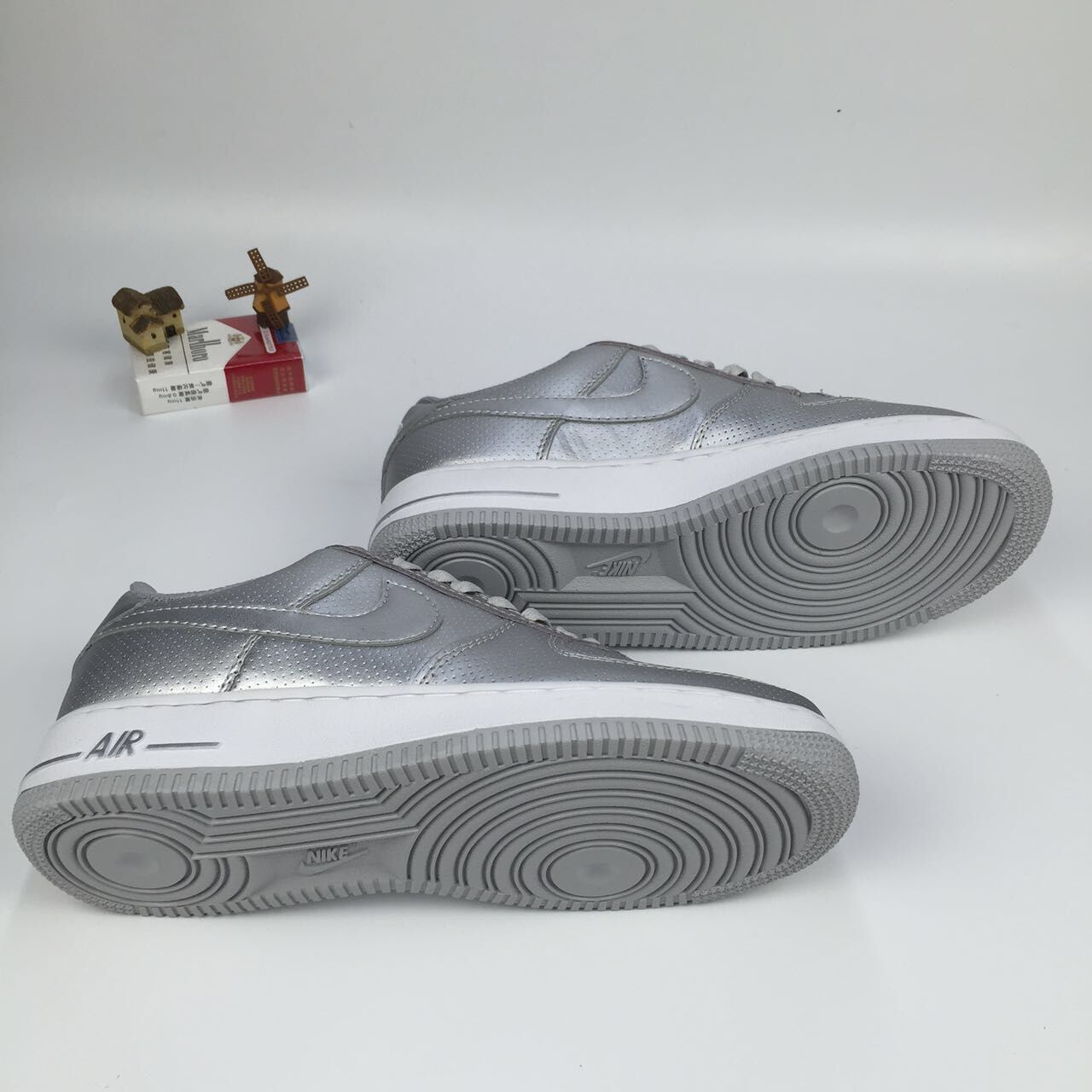 nike air force 1 - Plateado