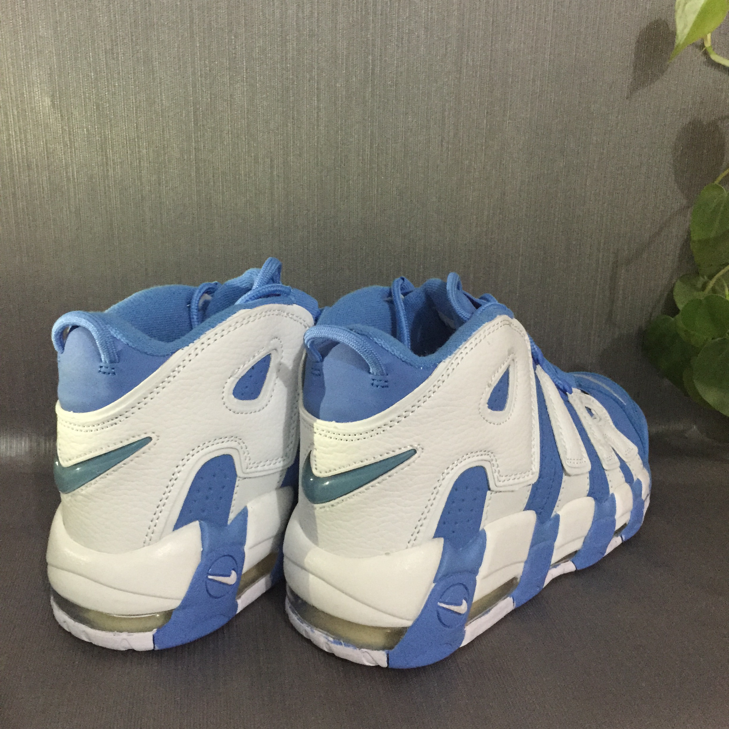 nike air more uptempo - Celeste Blanco