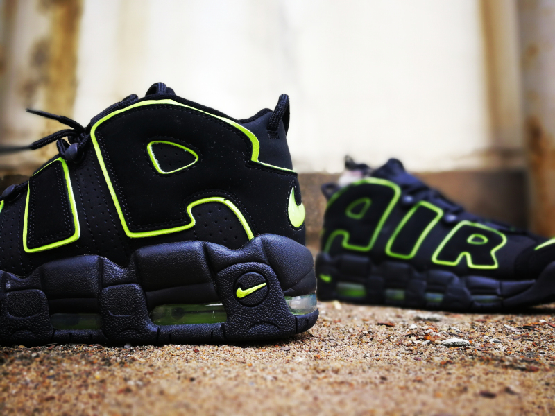 nike air more uptempo - Negro Fluor