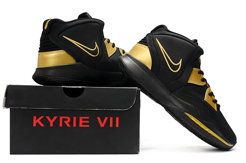 nike kyrie 7 - Negro Dorado