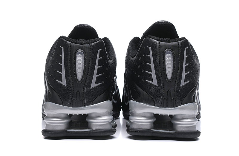 nike shox r4 - Negro