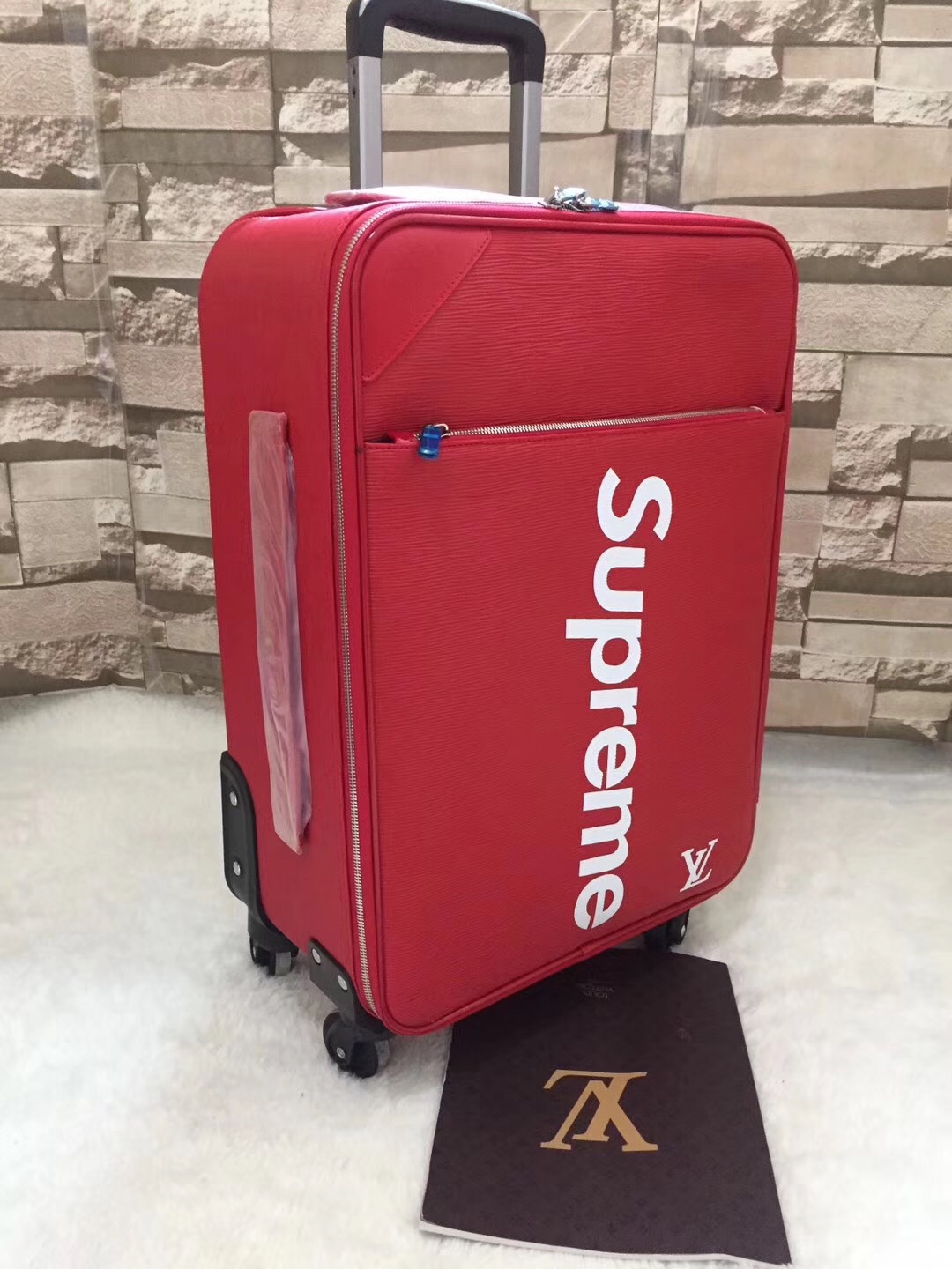 supreme louis vuitton - Rojo