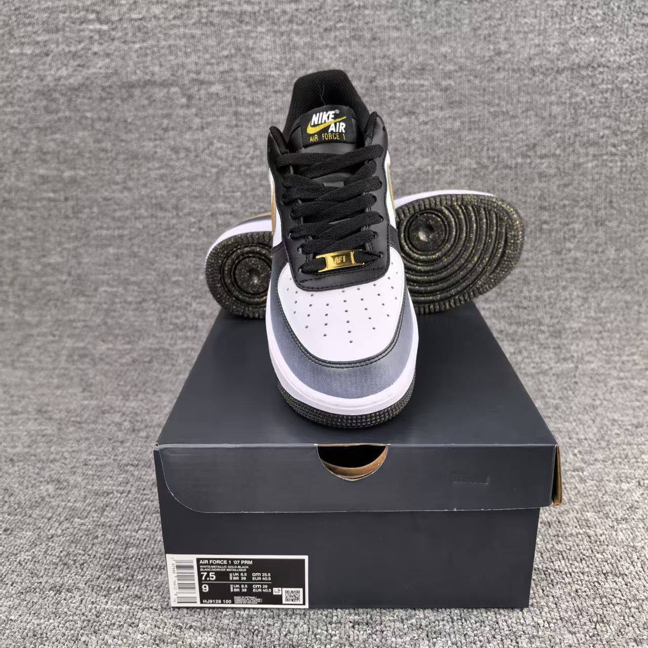 nike air force 1 - Negro Dorado