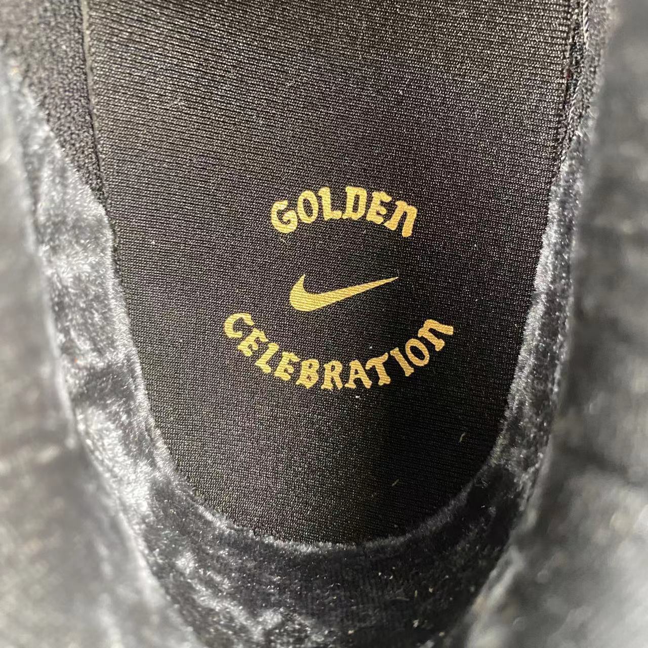 nike air force 1 - Negro Dorado