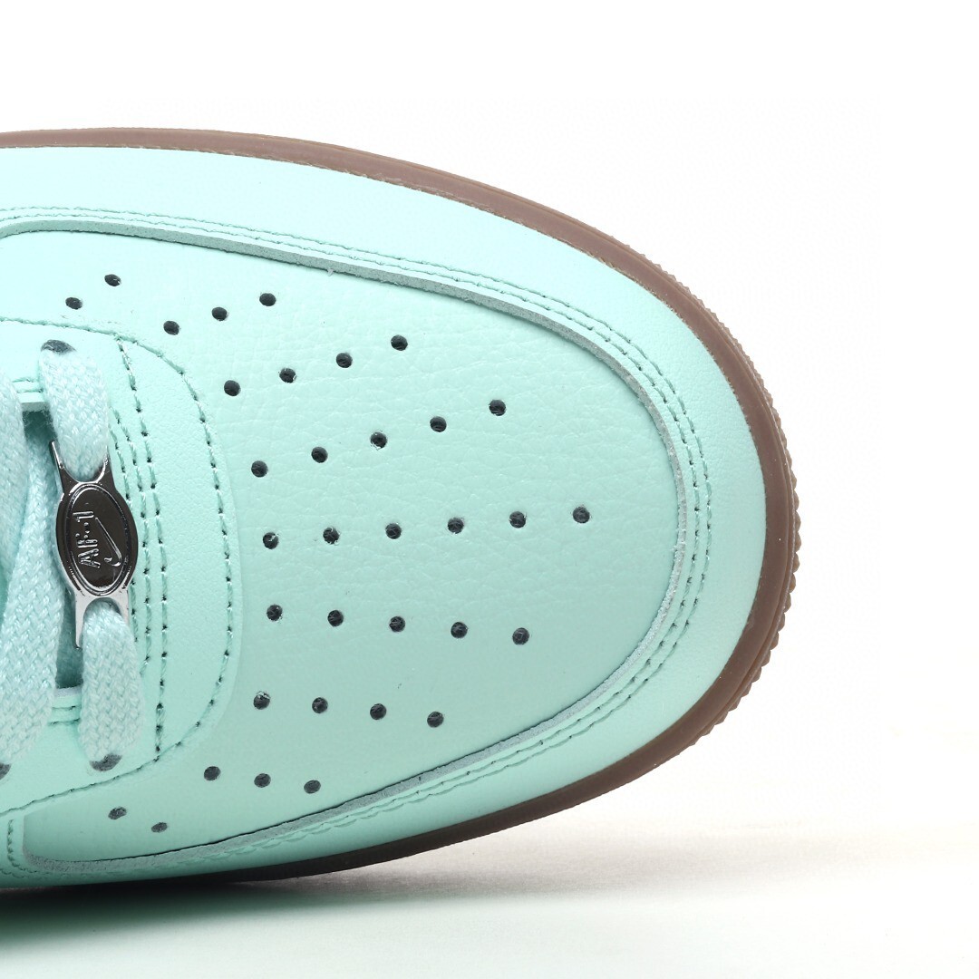 nike air force 1 - Celeste Cafe