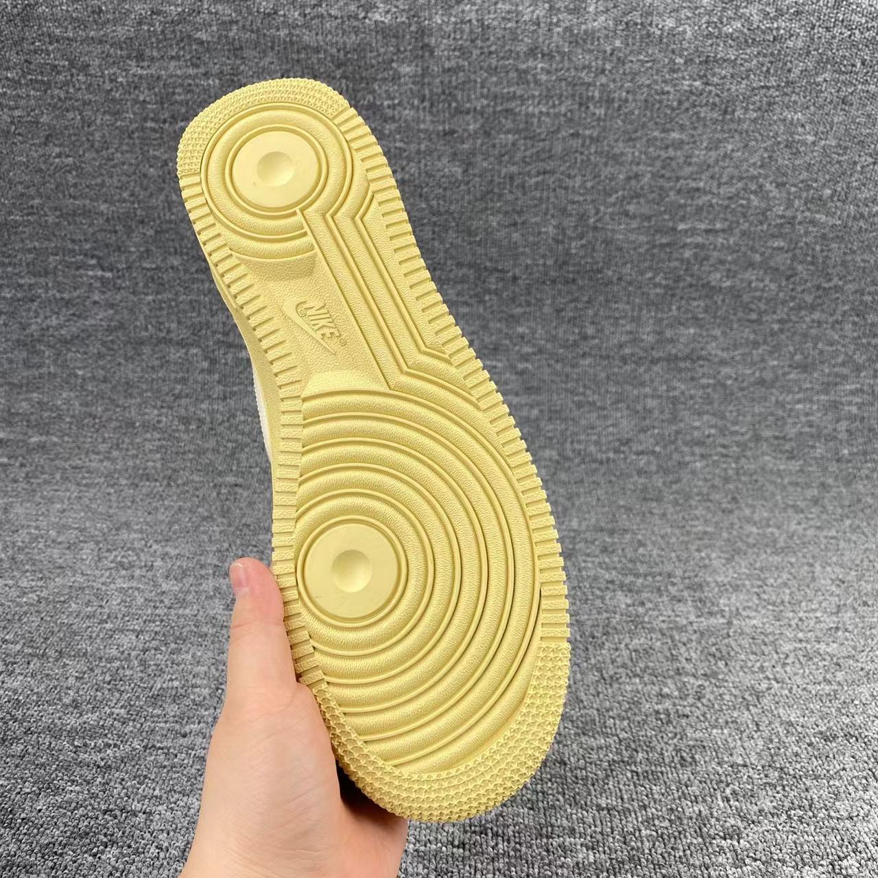 nike air force 1 - Amarillo Celeste