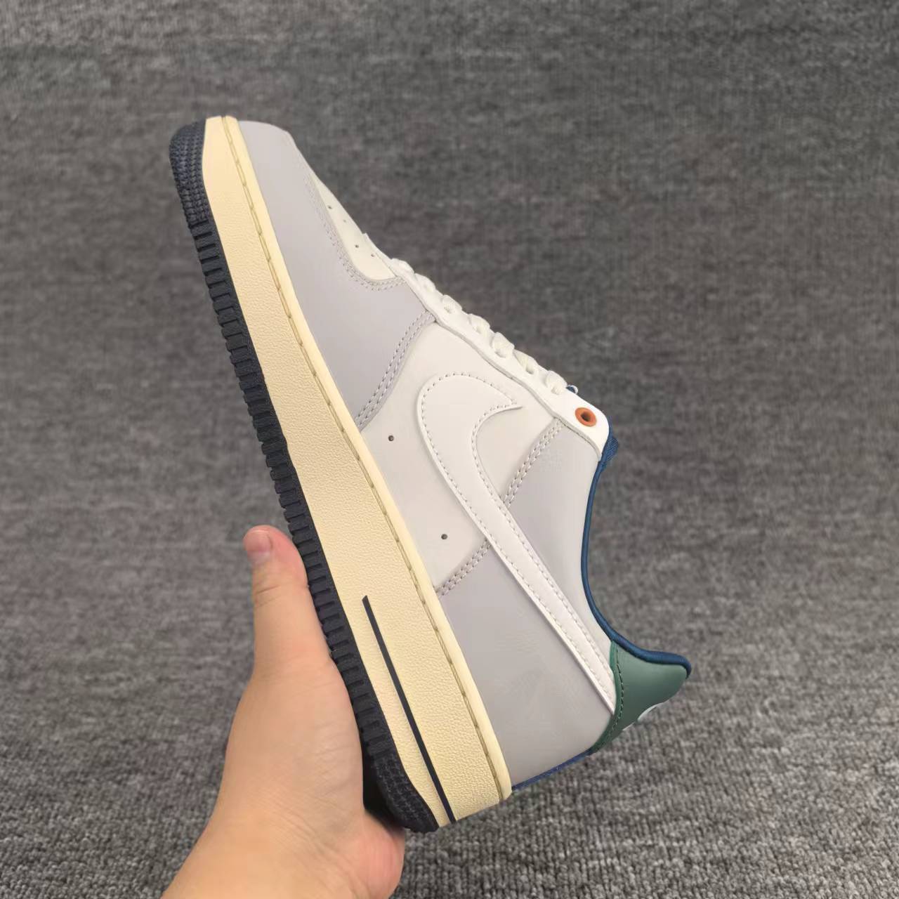 nike air force 1 - Gris Blanco