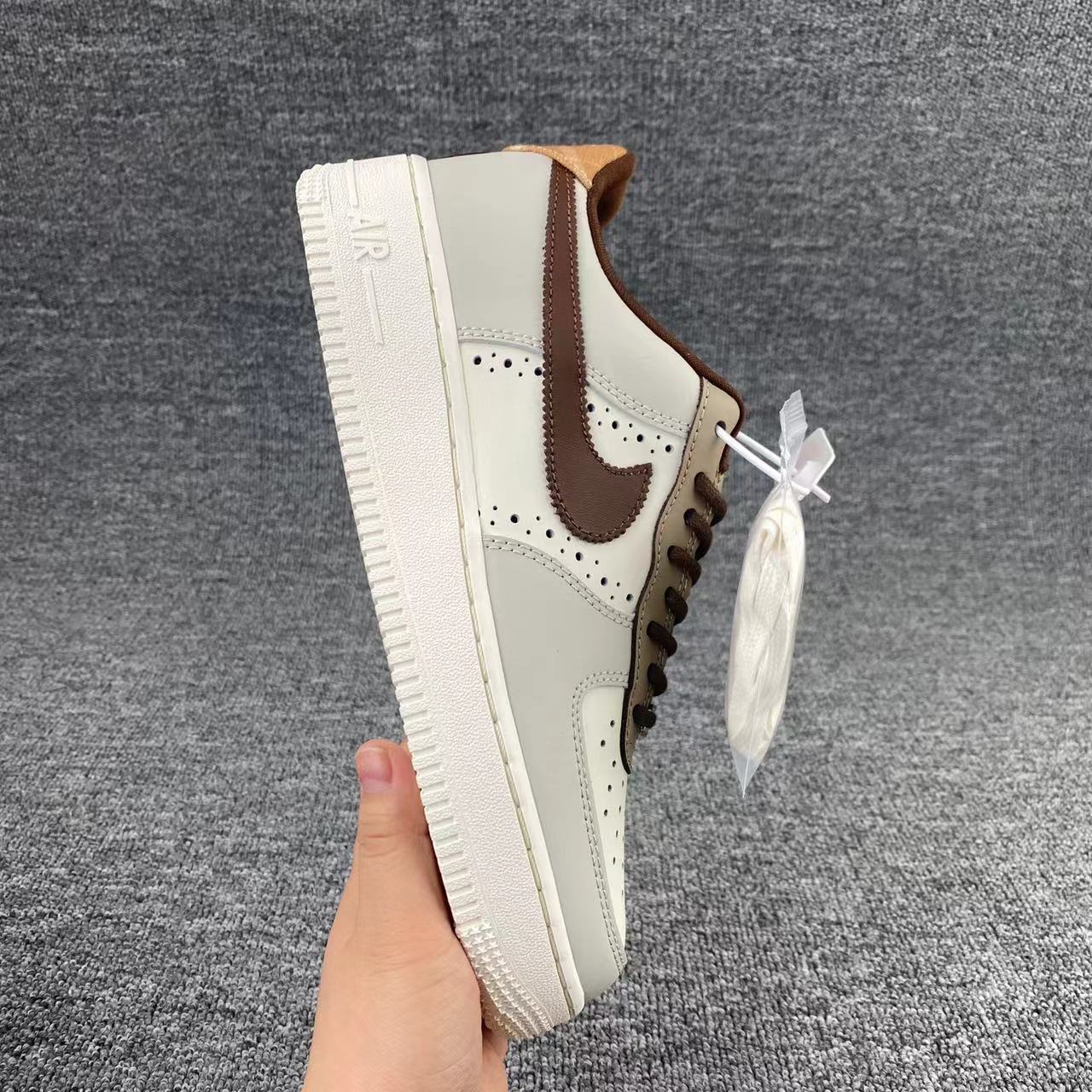 nike air force 1 - Gris Cafe