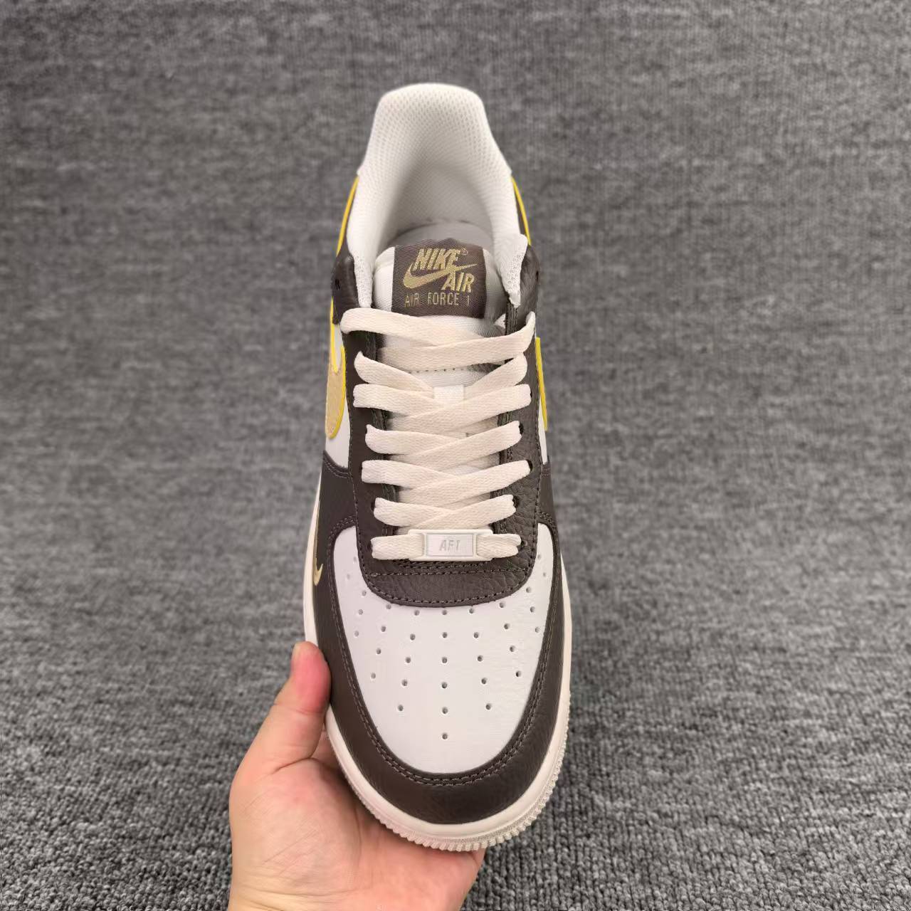nike air force 1 - Amarillo Cafe Blanco