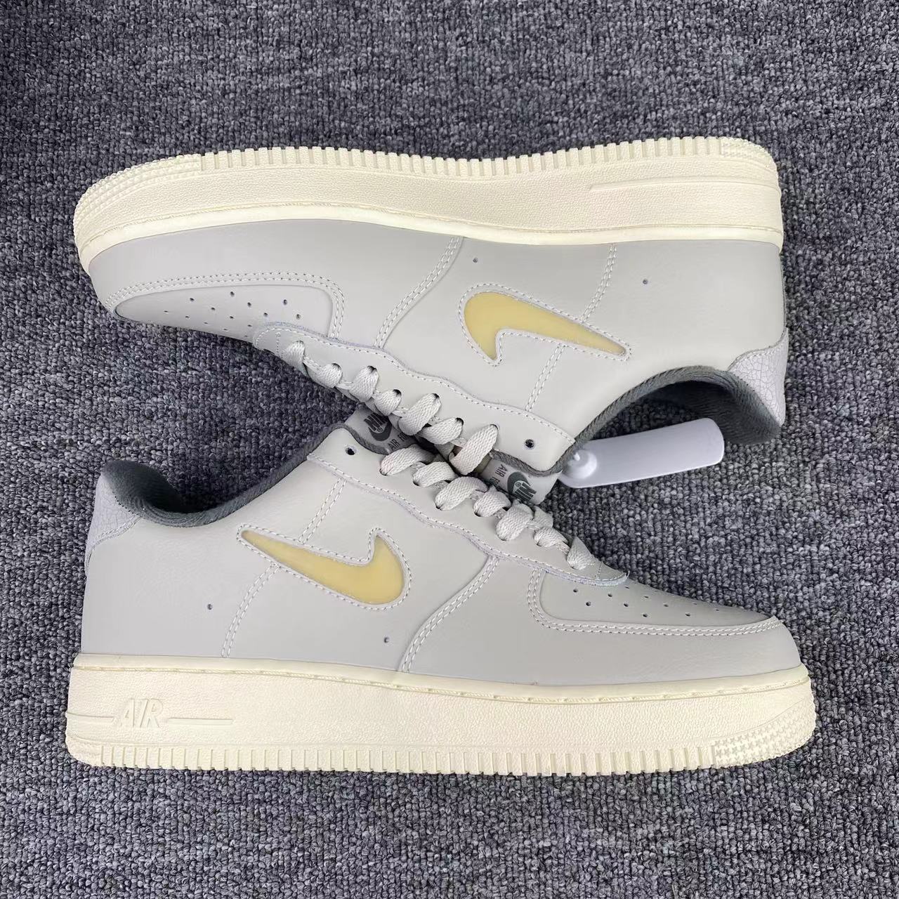 nike air force 1 - Gris Amarillo