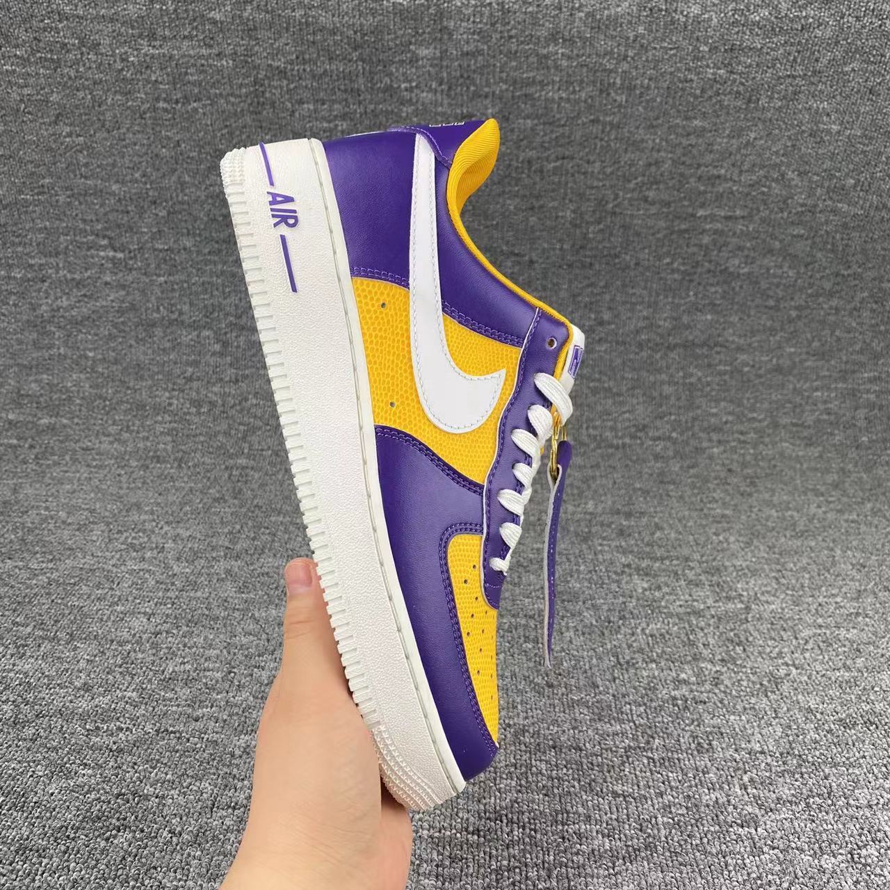 nike air force 1 - Amarillo Morado